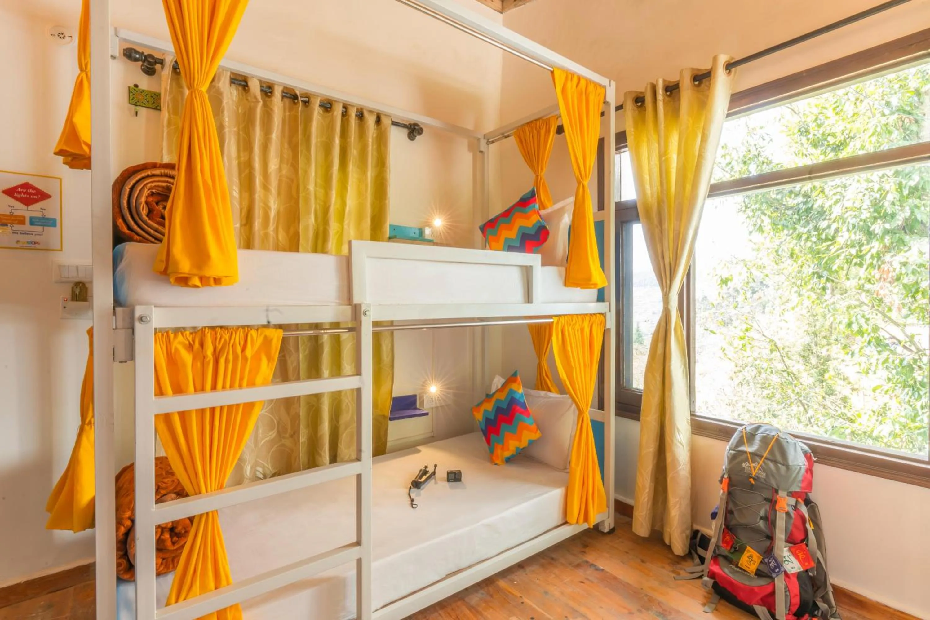 Bed in goSTOPS Mukteshwar