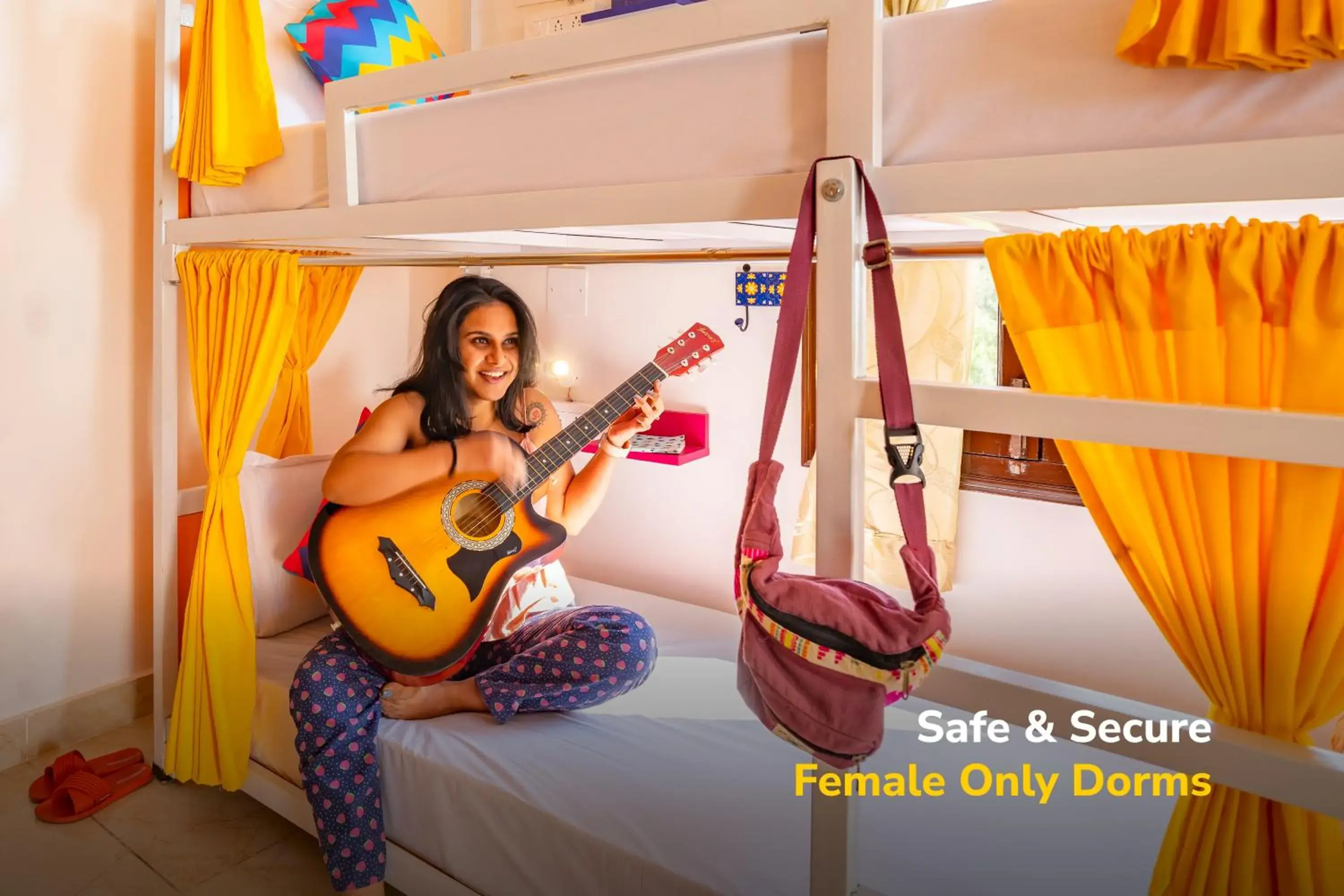 Bed in goSTOPS Mukteshwar - Private Rooms and Dorms Bed in goSTOPS Mukteshwar - Private Rooms and Dorms