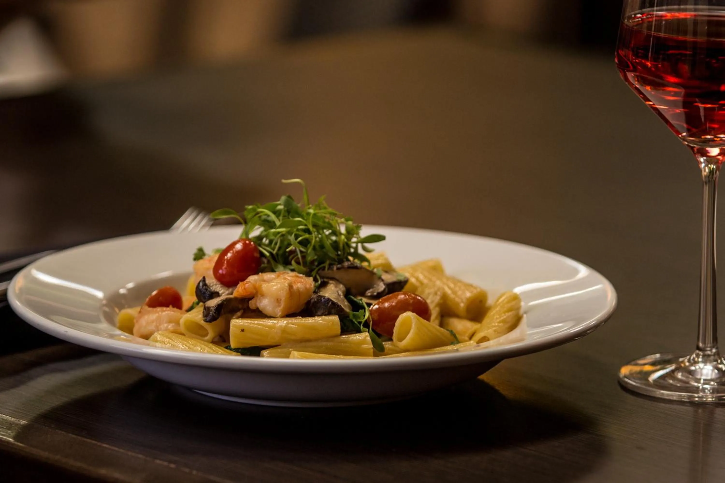 Restaurant/places to eat in Concord Plaza Hotel