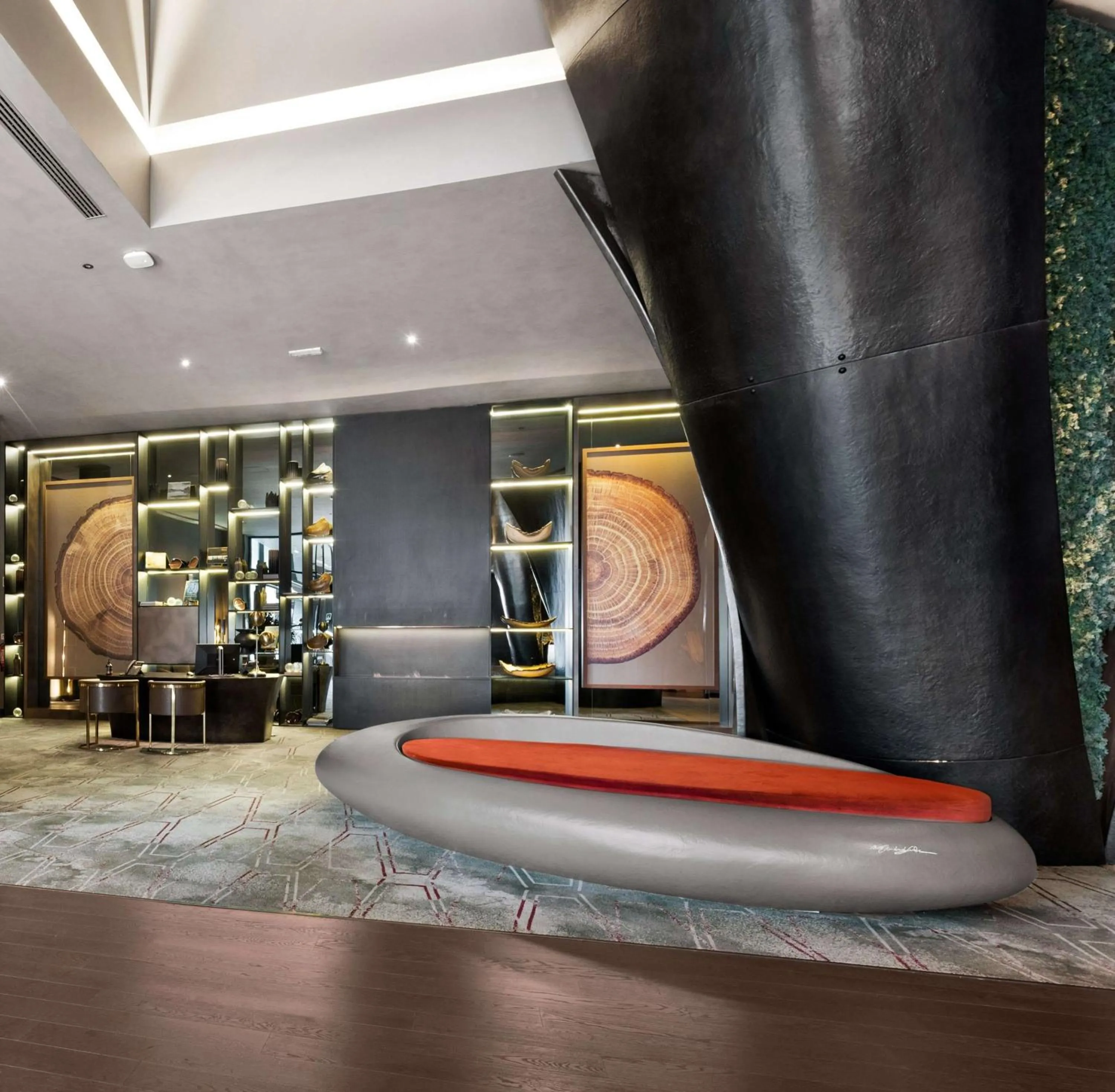 Lobby or reception in Hilton Porto Gaia