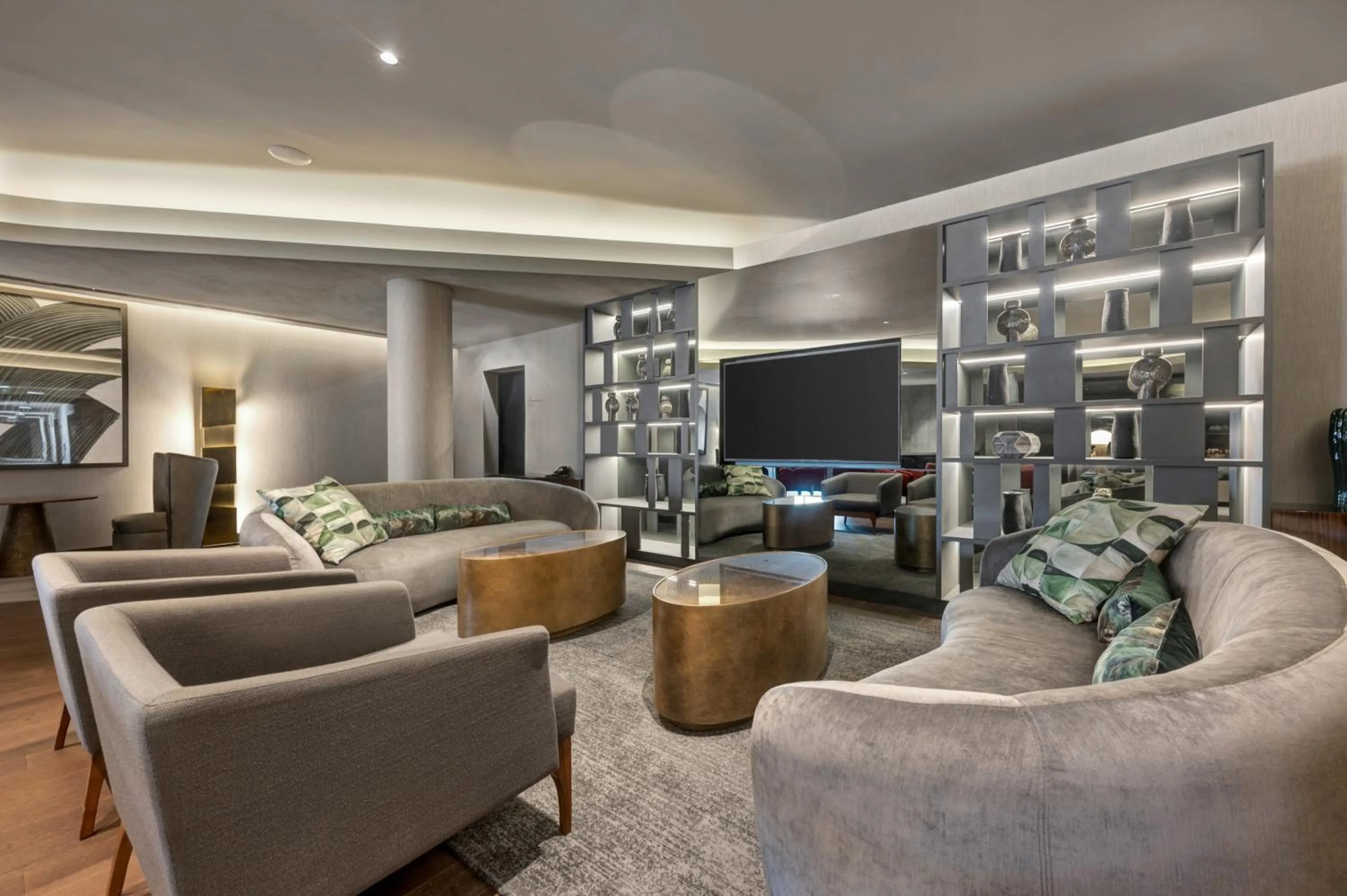 Lounge or bar in Hilton Porto Gaia