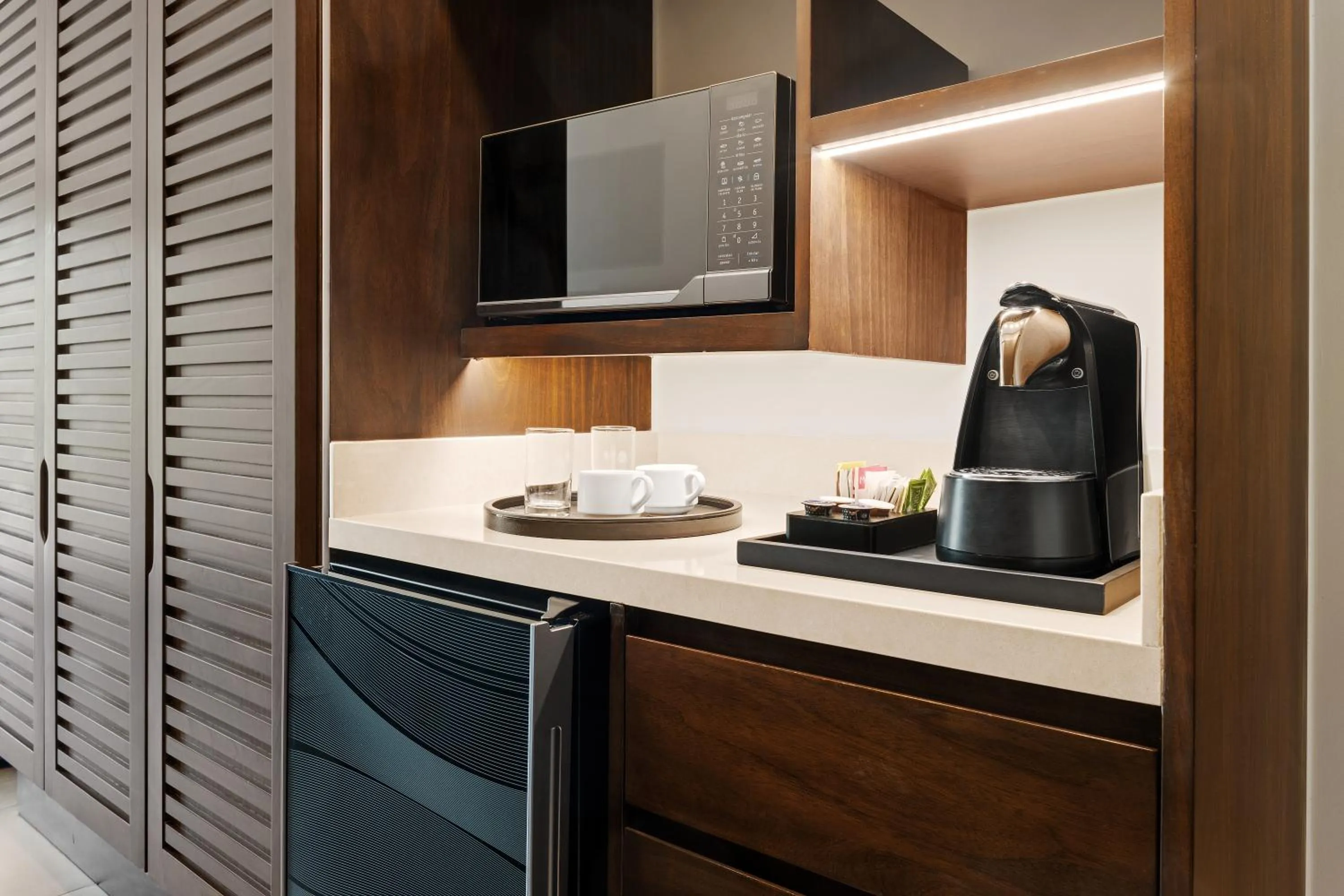 Coffee/tea facilities in Botanika Osa Peninsula, Curio Collection By Hilton