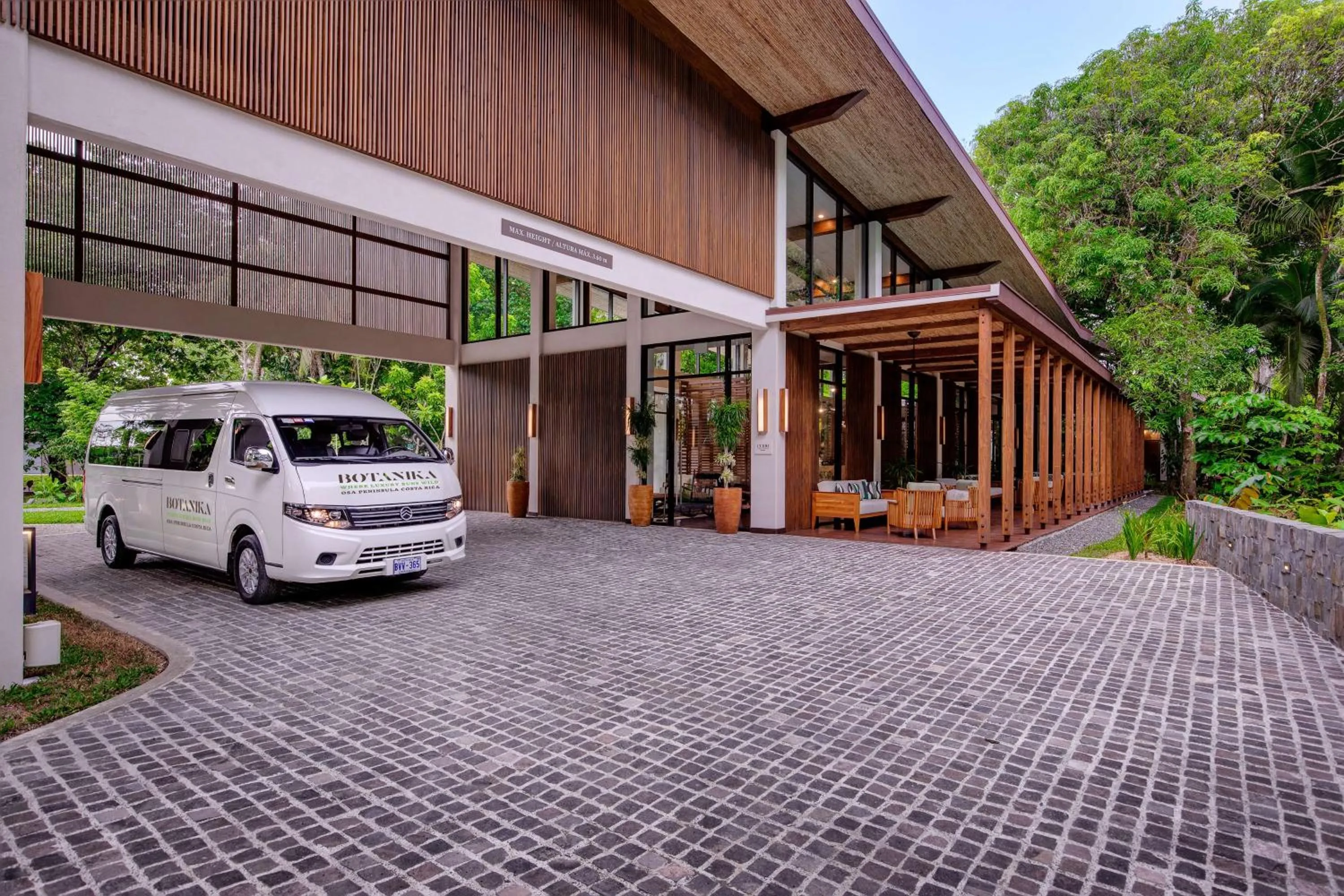 Property building in Botanika Osa Peninsula, Curio Collection By Hilton