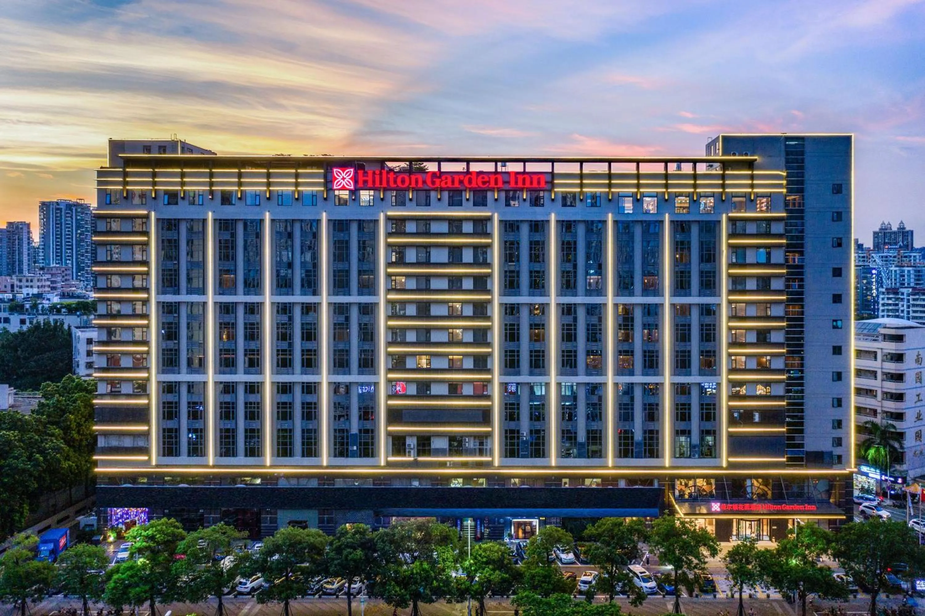 Property building in Hilton Garden Inn Shenzhen Nanshan Avenue