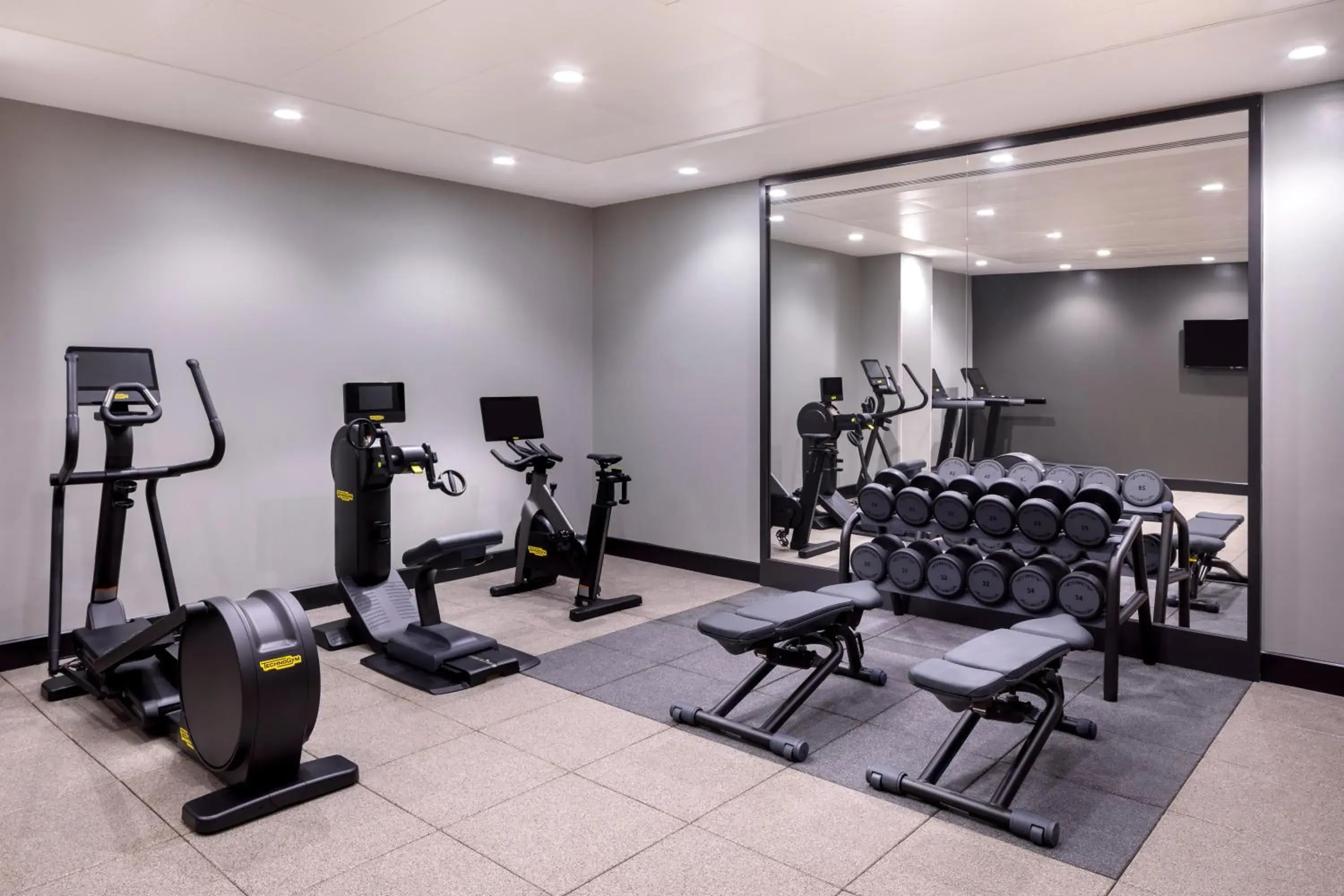 Fitness centre/facilities in Hilton Woking Fitness centre/facilities in Hilton Woking