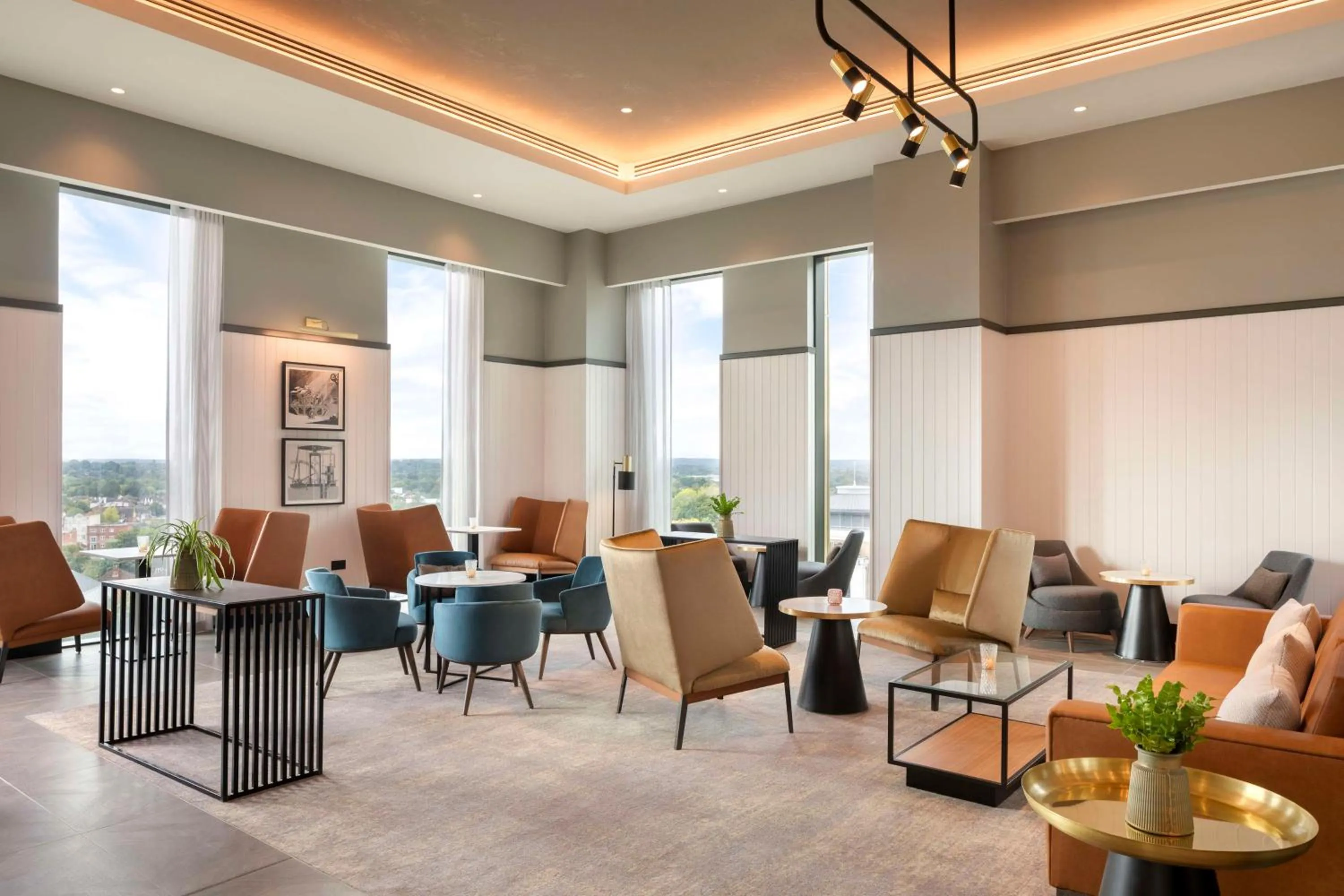 Restaurant/places to eat in Hilton Woking