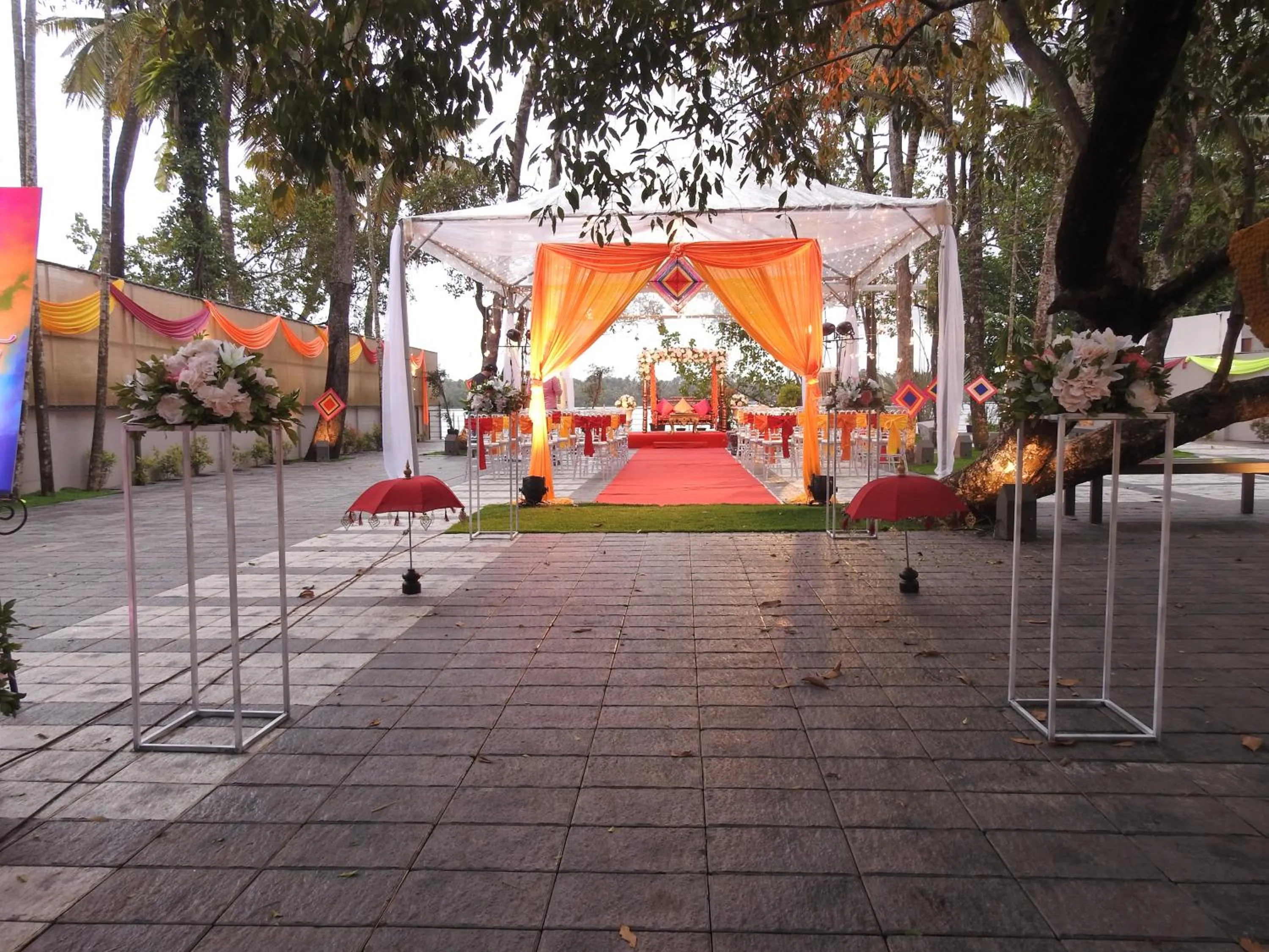 Entertainment in Lago Leisure Resort & Spa