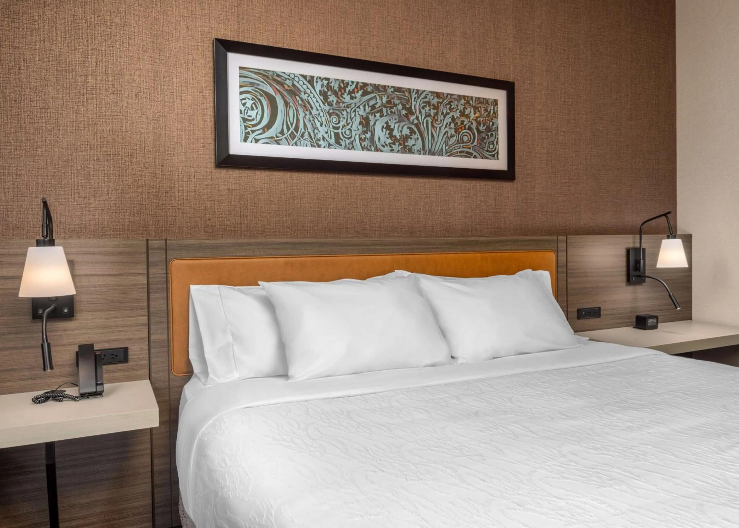 Bed in Hilton Garden Inn- Chicago Central Loop