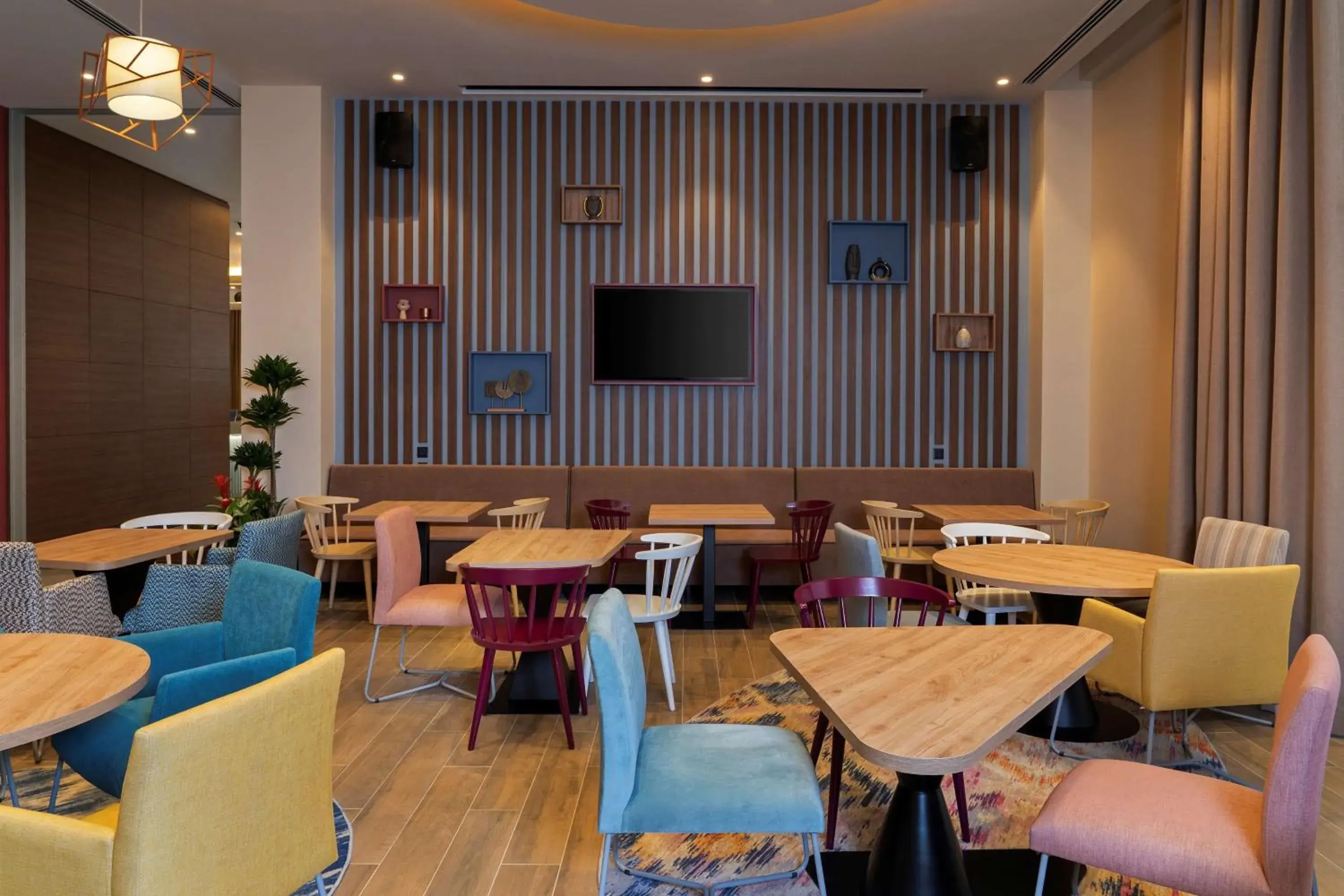 Restaurant/places to eat in Hampton By Hilton Tashkent Restaurant/places to eat in Hampton By Hilton Tashkent