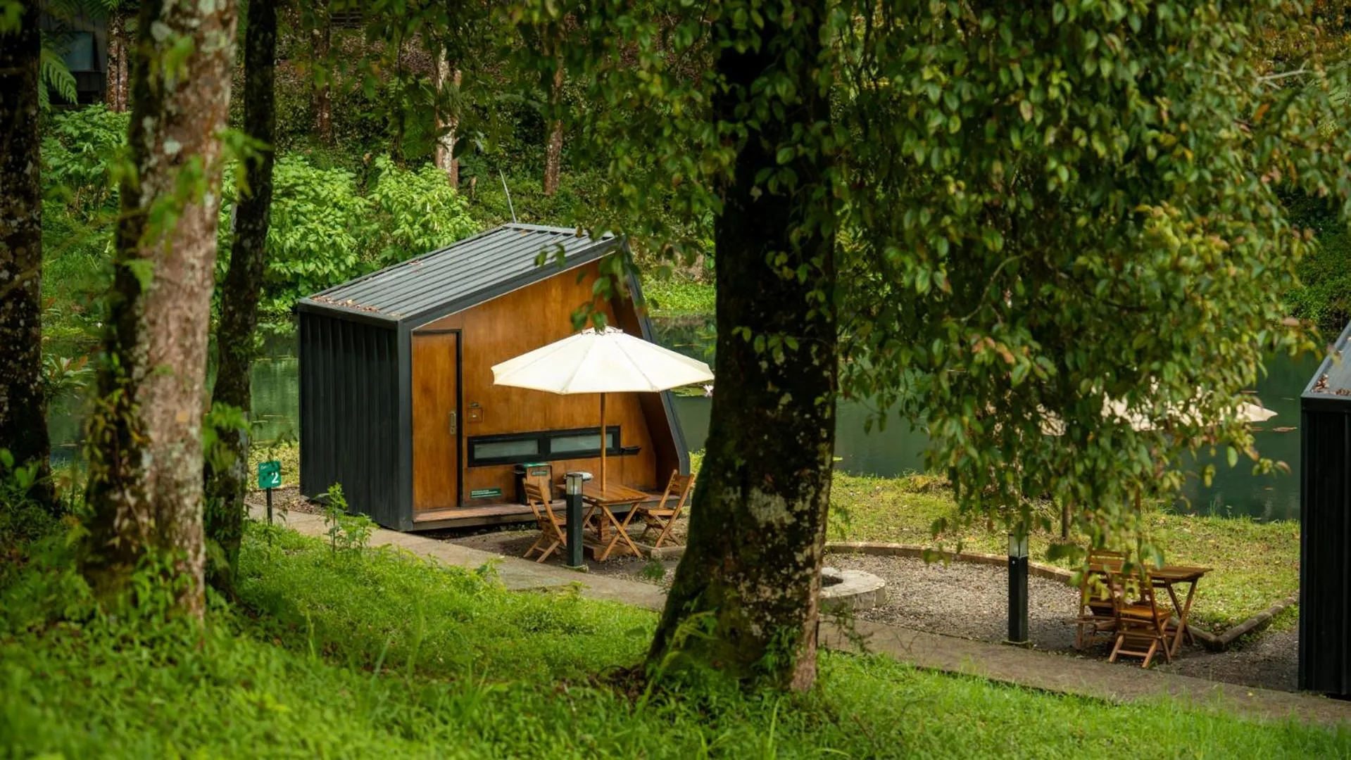 Property building in Bobocabin Ranca Upas, Bandung