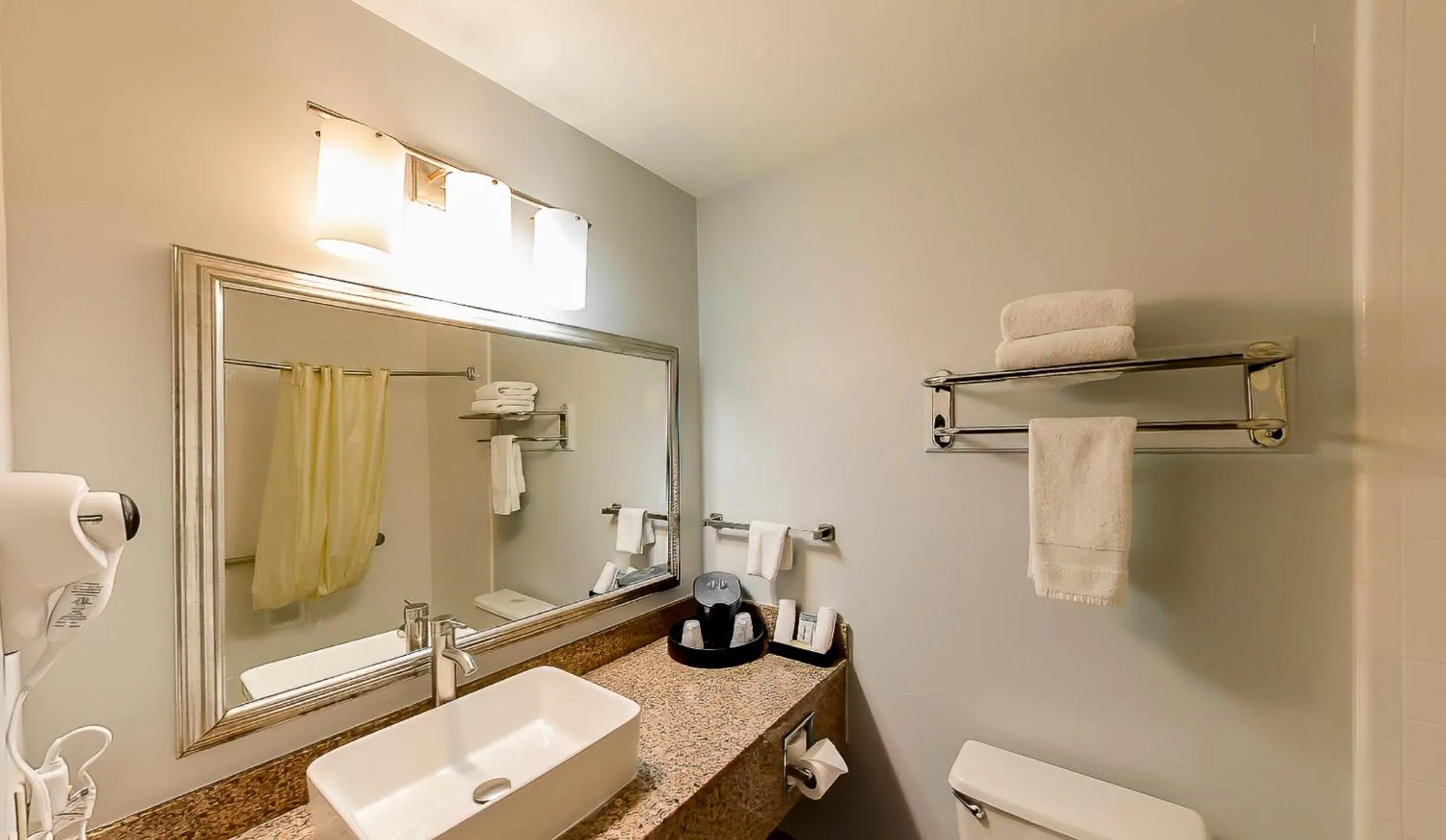 Bathroom in Hotel Mira Vista