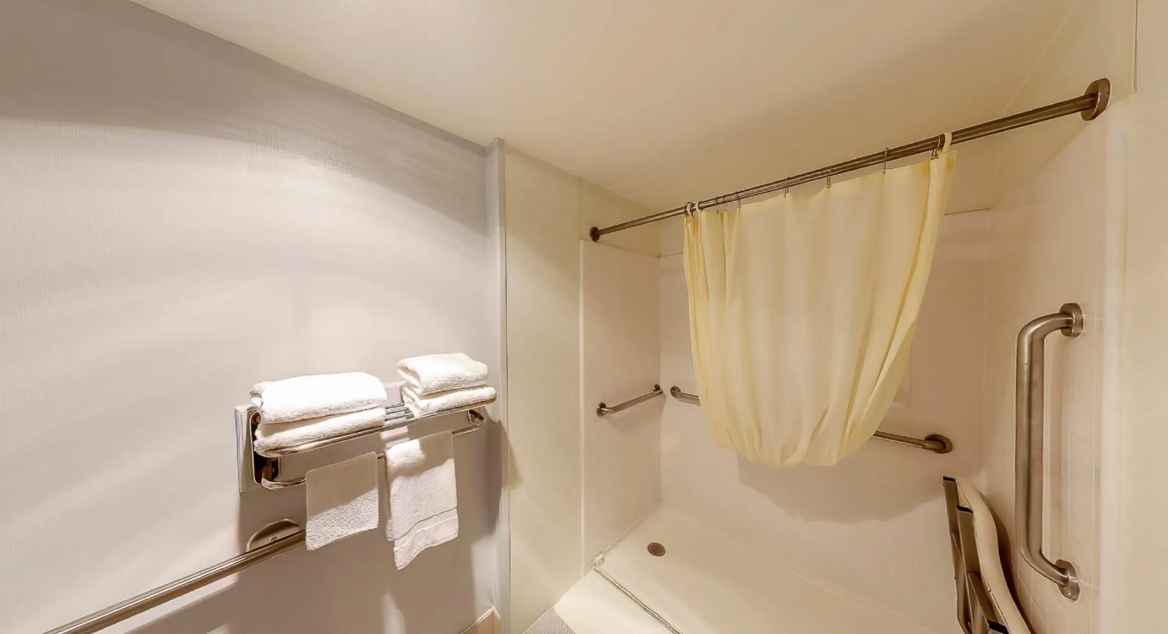 Bathroom in Hotel Mira Vista