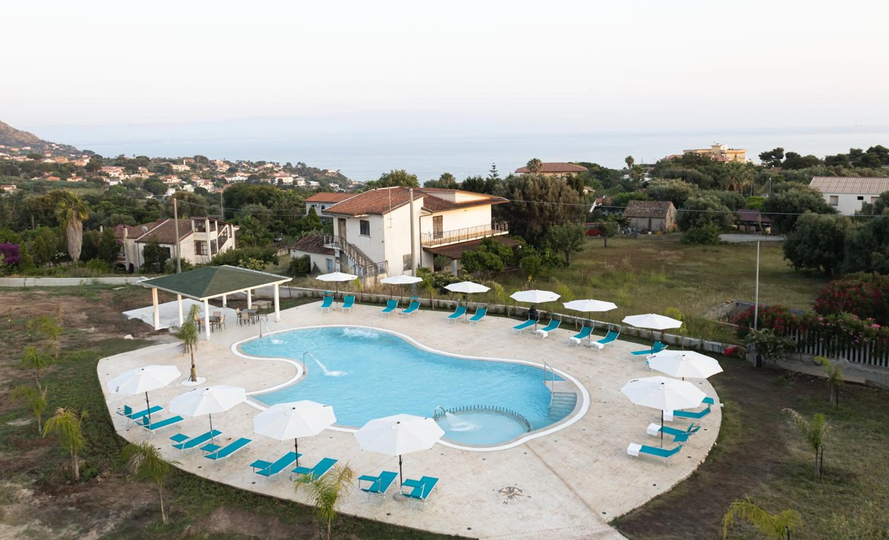 LA PERLA MARE- Wi-fi and free parking