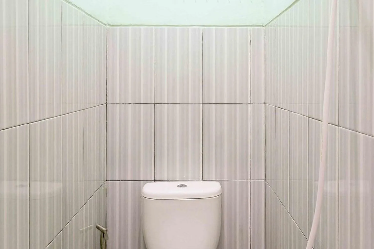 Bathroom in Griya Zukarnaen Syariah near Universitas Mercubuana Yogyakarta RedPartner