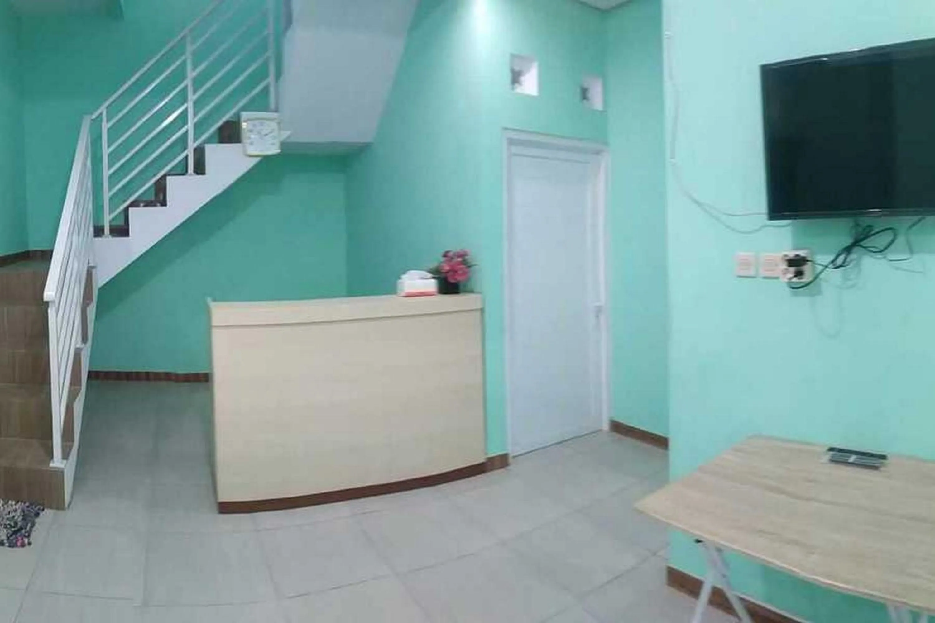 Lobby or reception in Griya Zukarnaen Syariah near Universitas Mercubuana Yogyakarta RedPartner