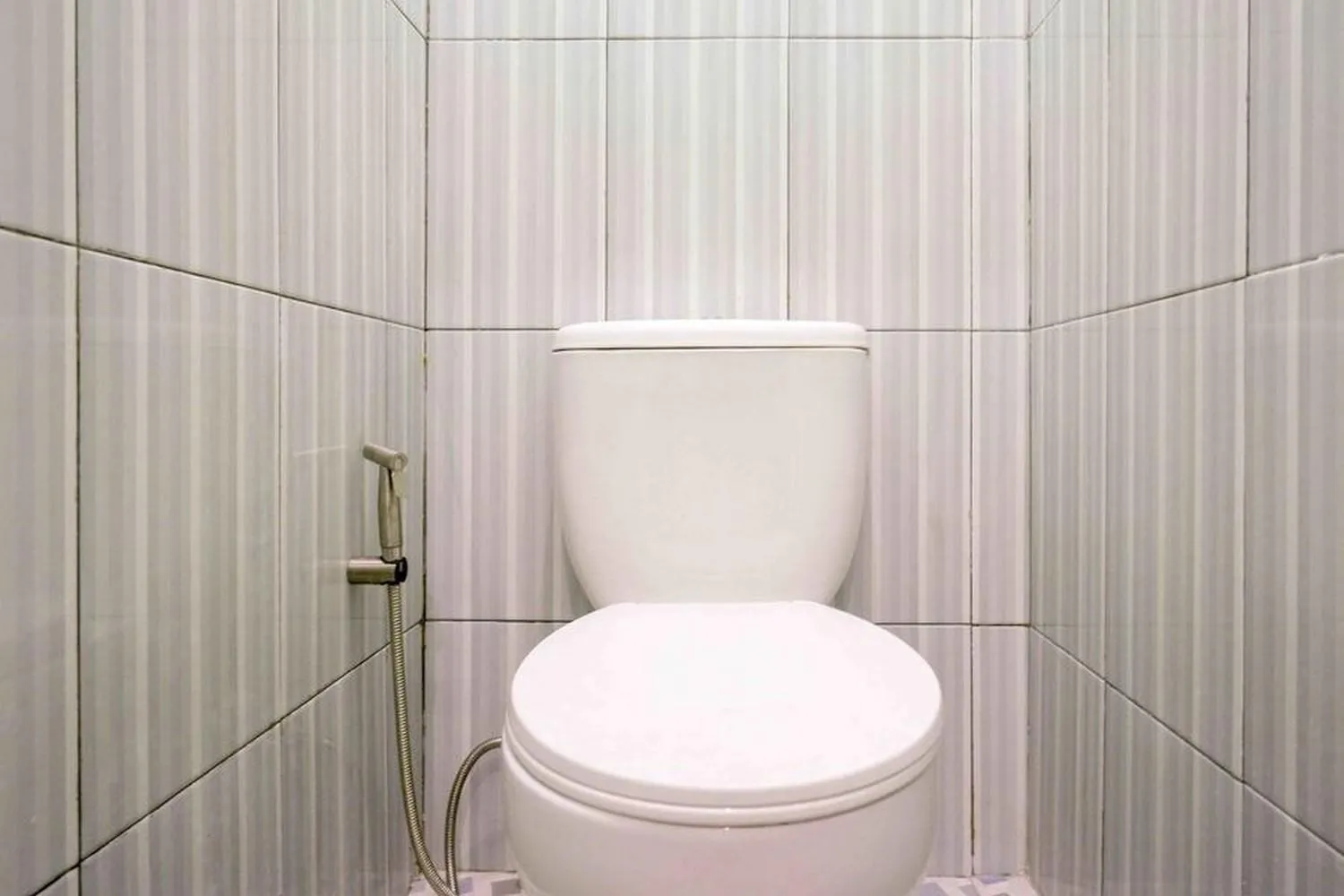 Bathroom in Griya Zukarnaen Syariah near Universitas Mercubuana Yogyakarta RedPartner