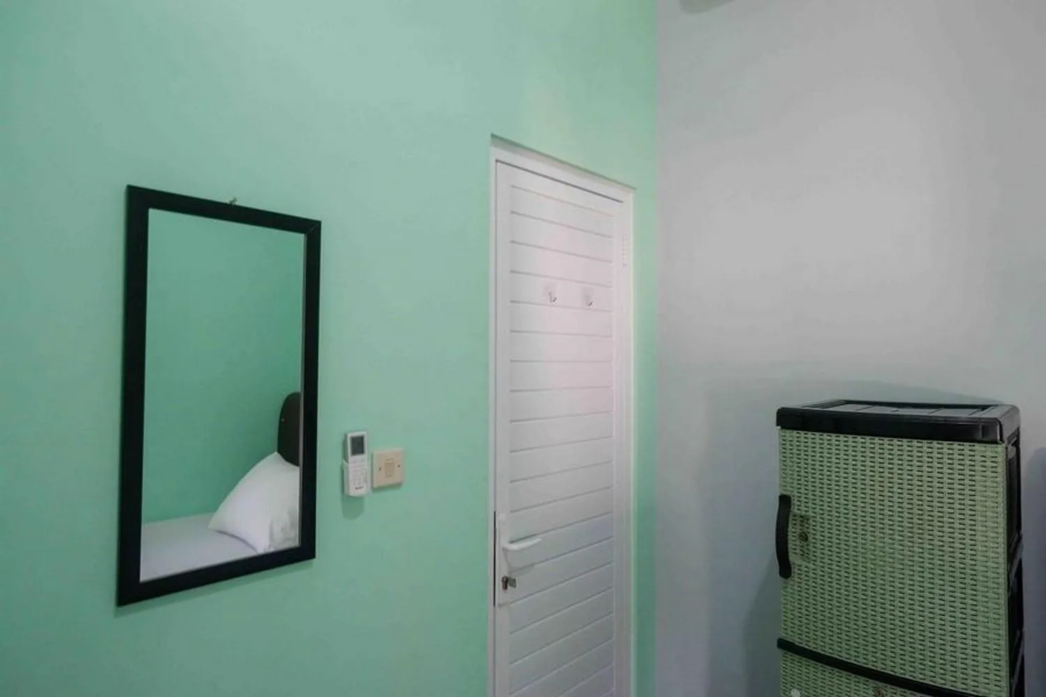 Bedroom in Griya Zukarnaen Syariah near Universitas Mercubuana Yogyakarta RedPartner