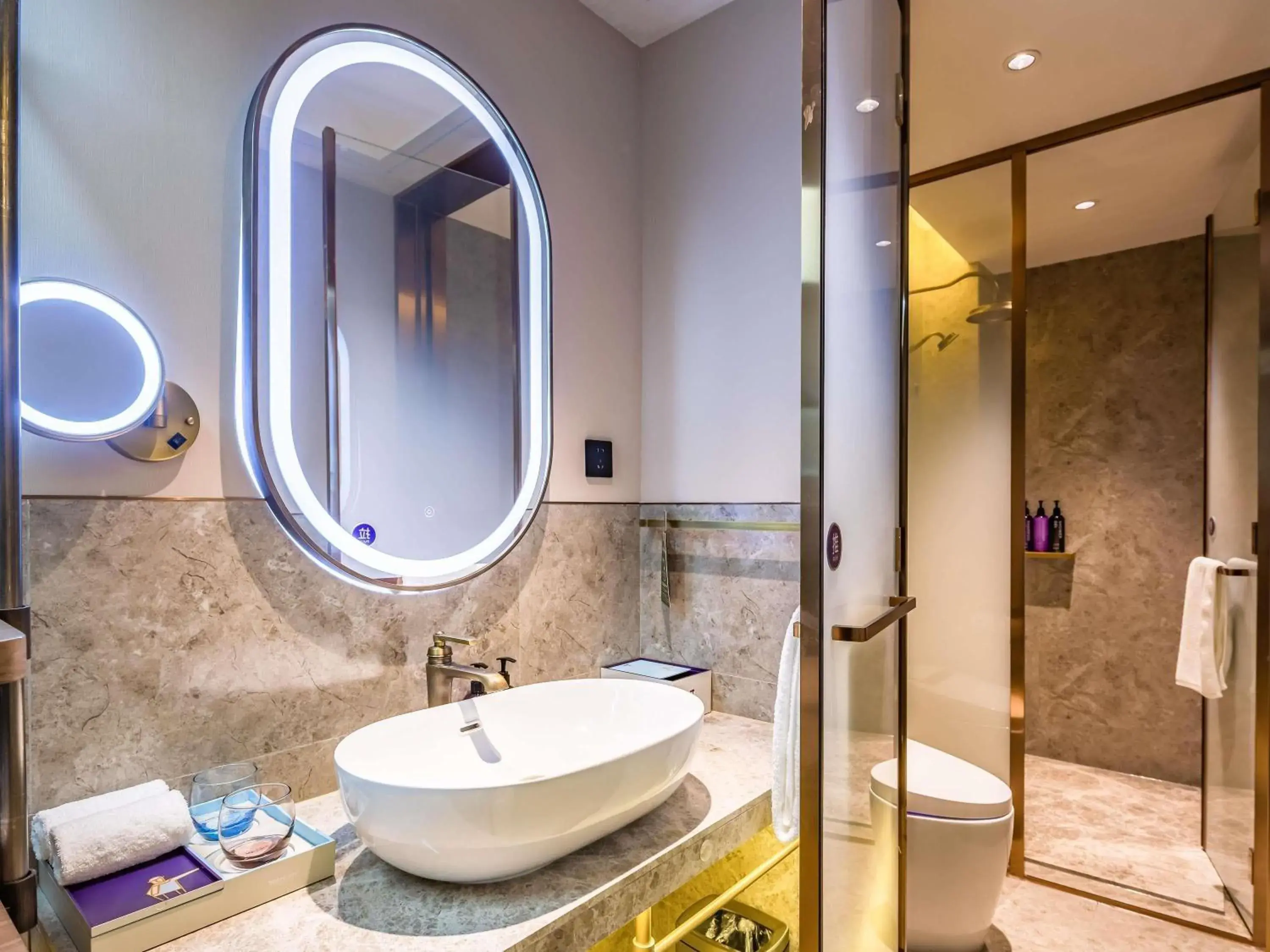 Bedroom in Mercure Qingdao Downtown Bedroom in Mercure Qingdao Downtown