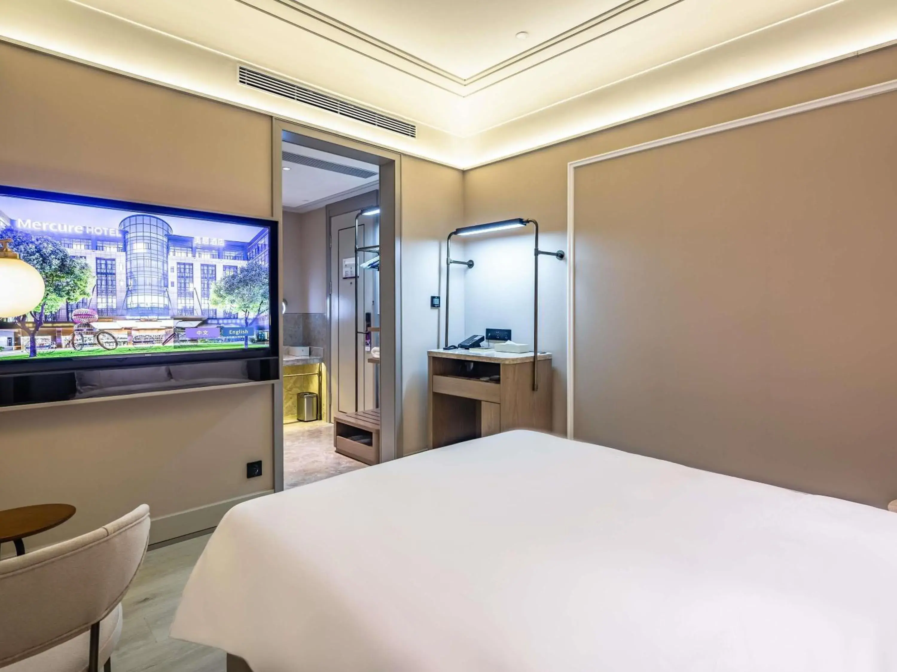 Superior Queen Room in Mercure Qingdao Downtown Superior Queen Room in Mercure Qingdao Downtown