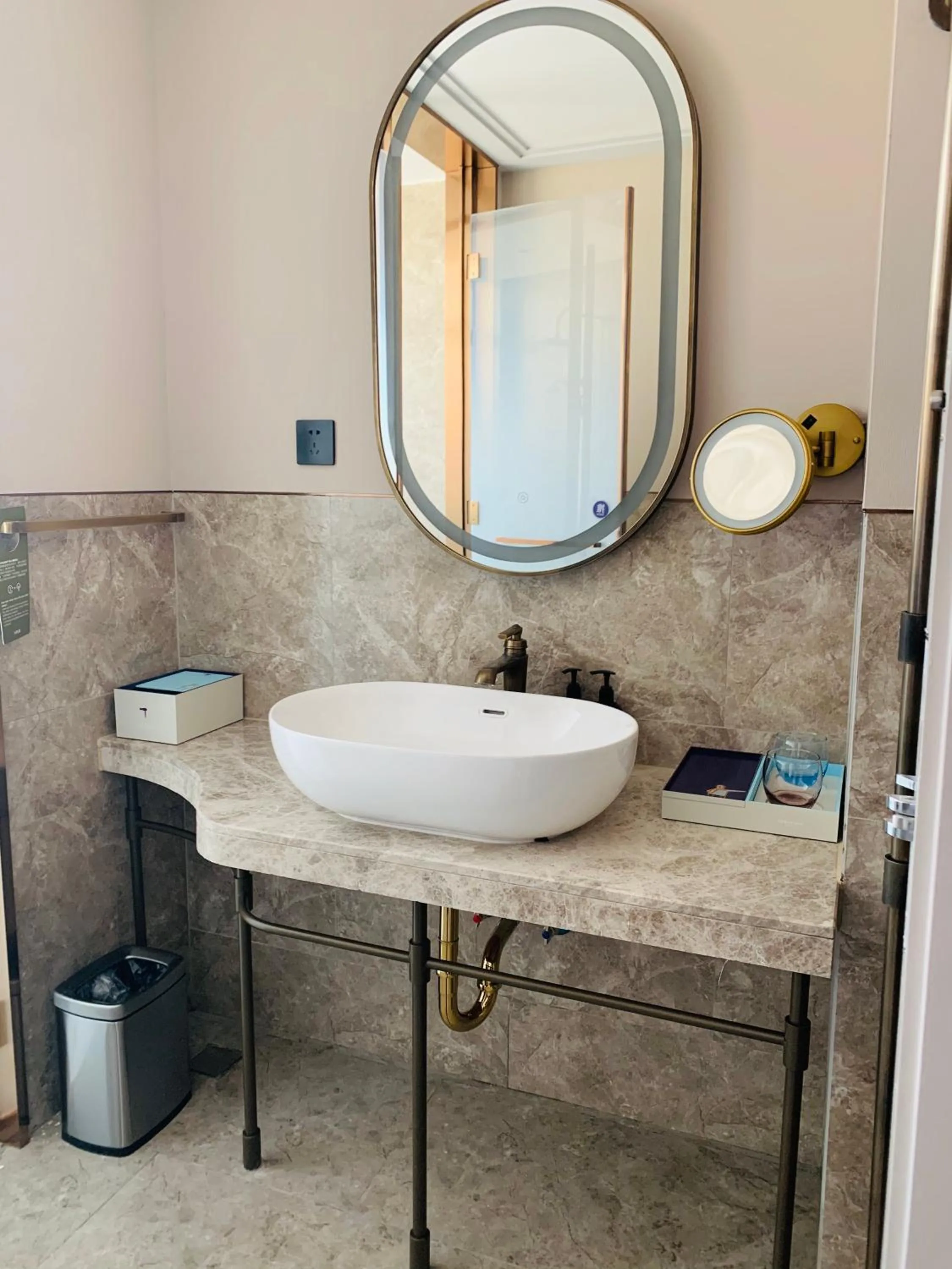 Mercure Qingdao Downtown