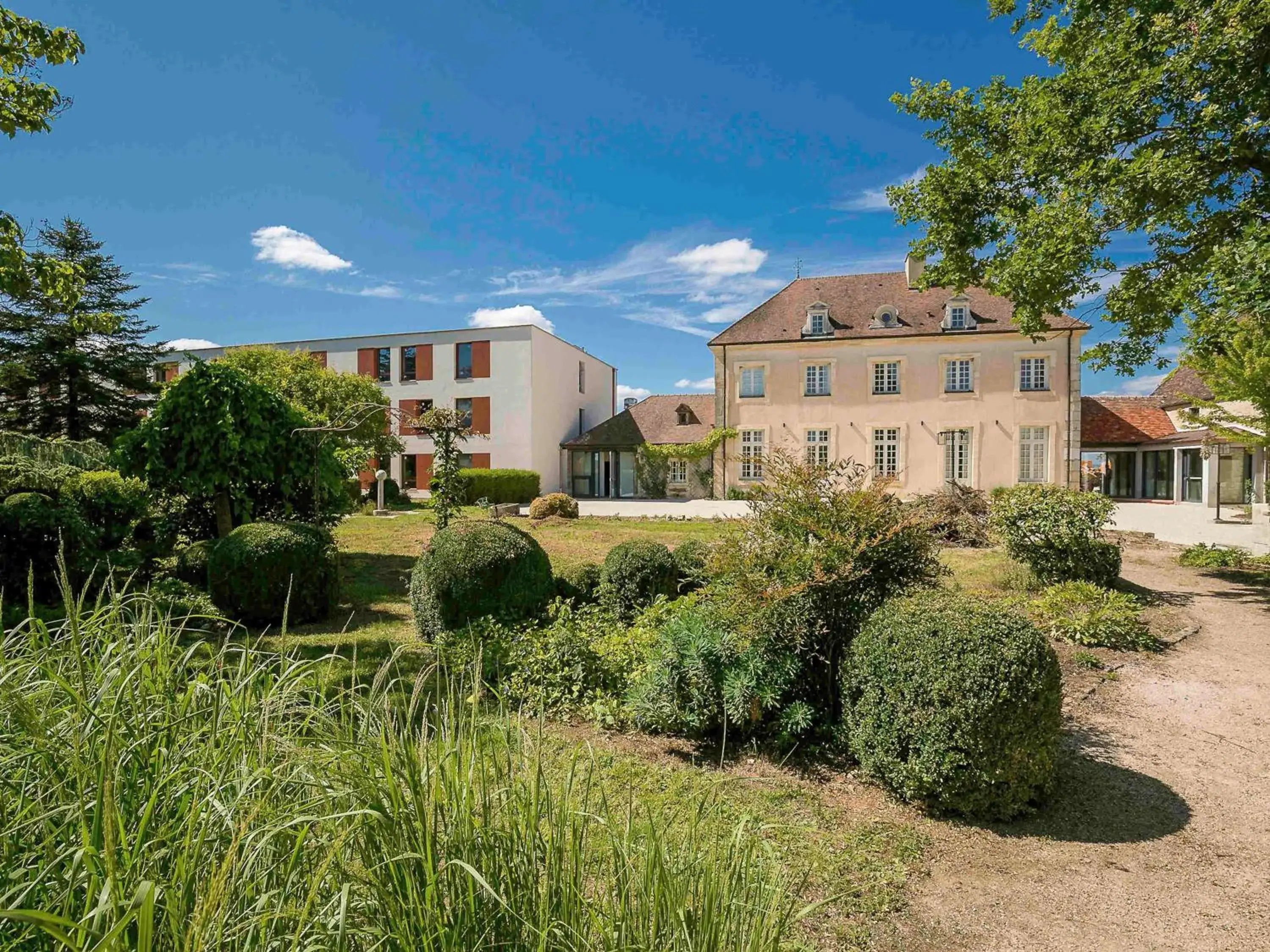 Property building in ibis Styles Dijon Sud Domaine De Beauregard 21600 Longvic Property building in ibis Styles Dijon Sud Domaine De Beauregard 21600 Longvic