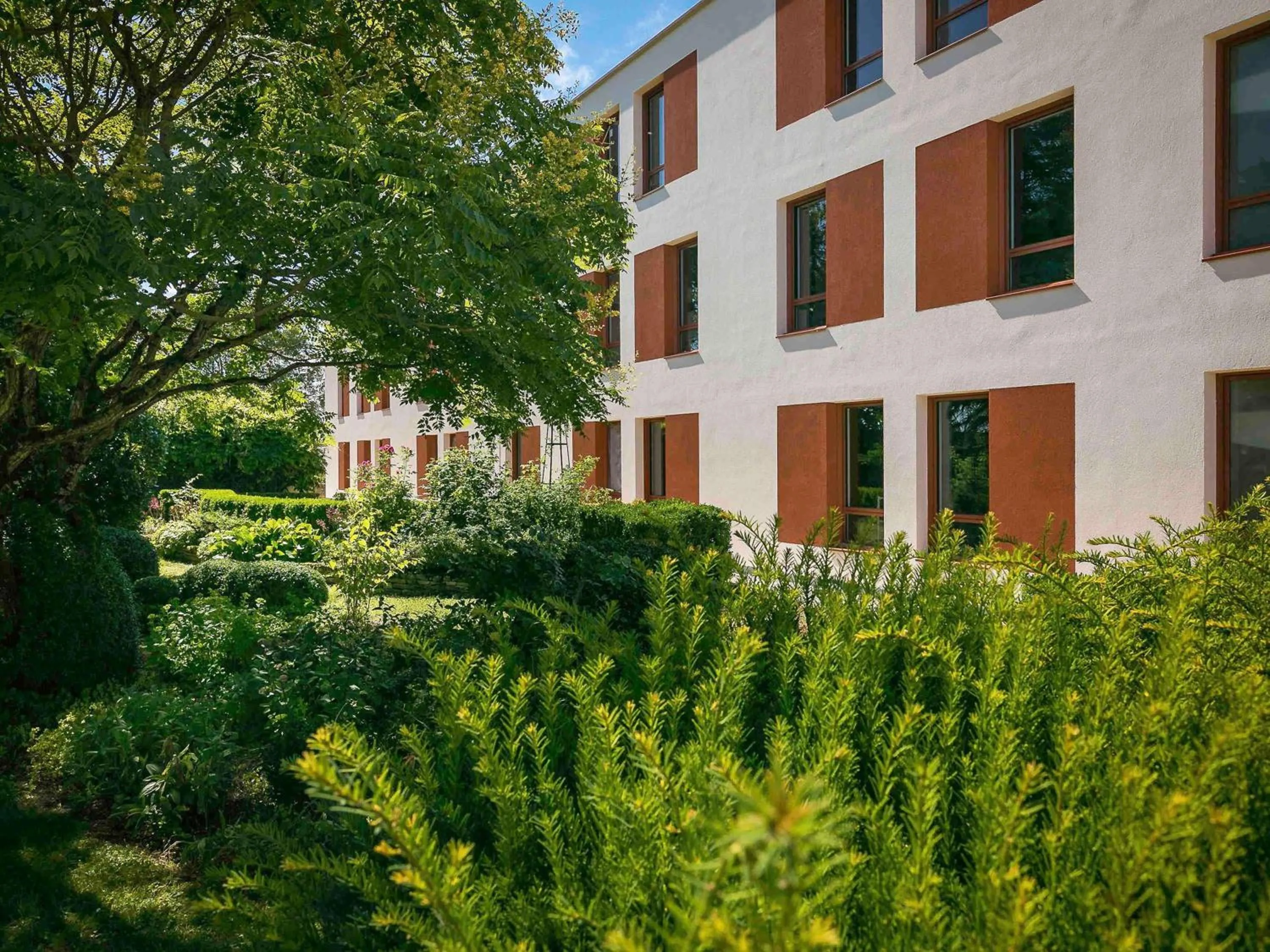 Property building in ibis Styles Dijon Sud Domaine De Beauregard 21600 Longvic