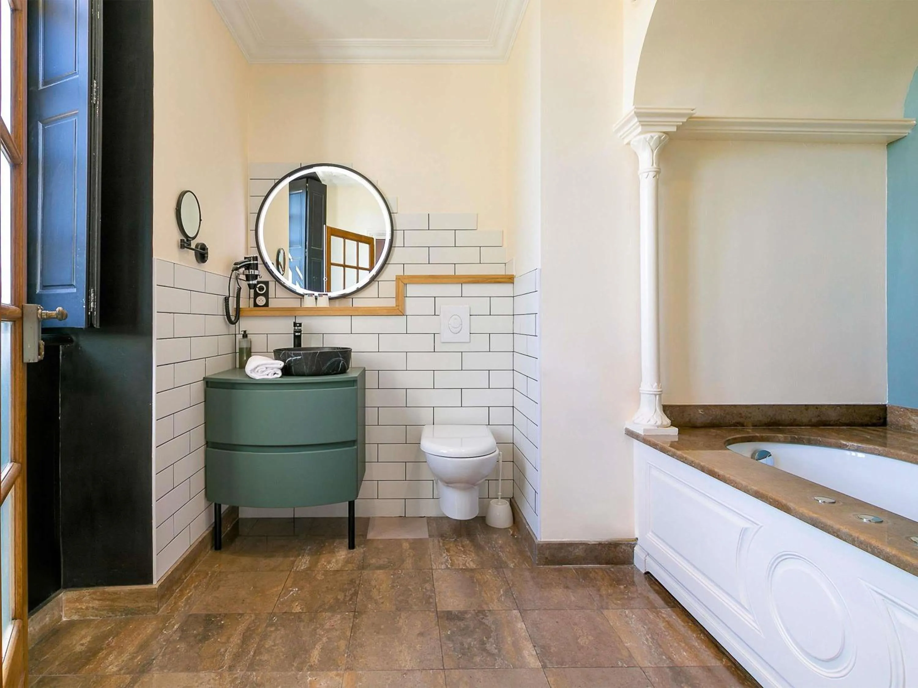 Bedroom in ibis Styles Dijon Sud Domaine De Beauregard 21600 Longvic