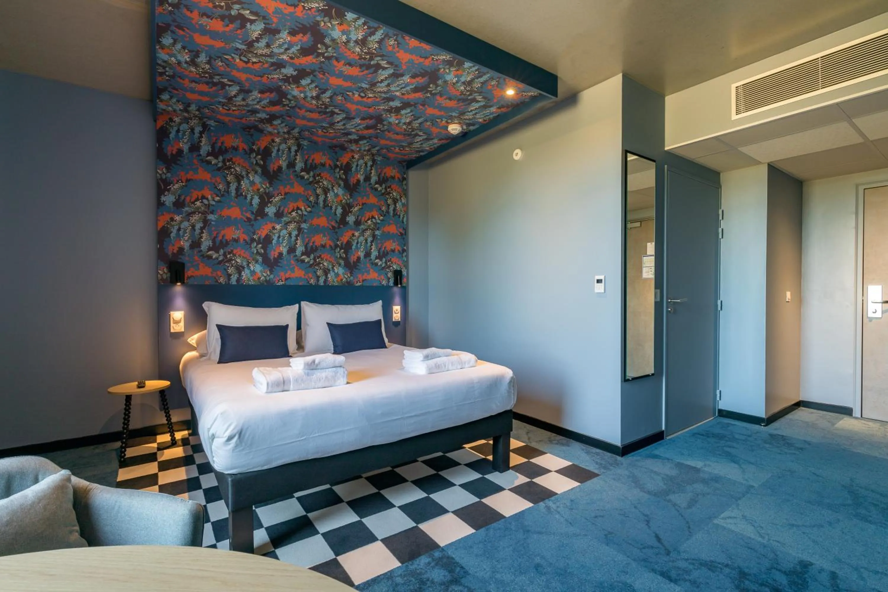 Photo of the whole room, Bed in ibis Styles Dijon Sud Domaine De Beauregard 21600 Longvic