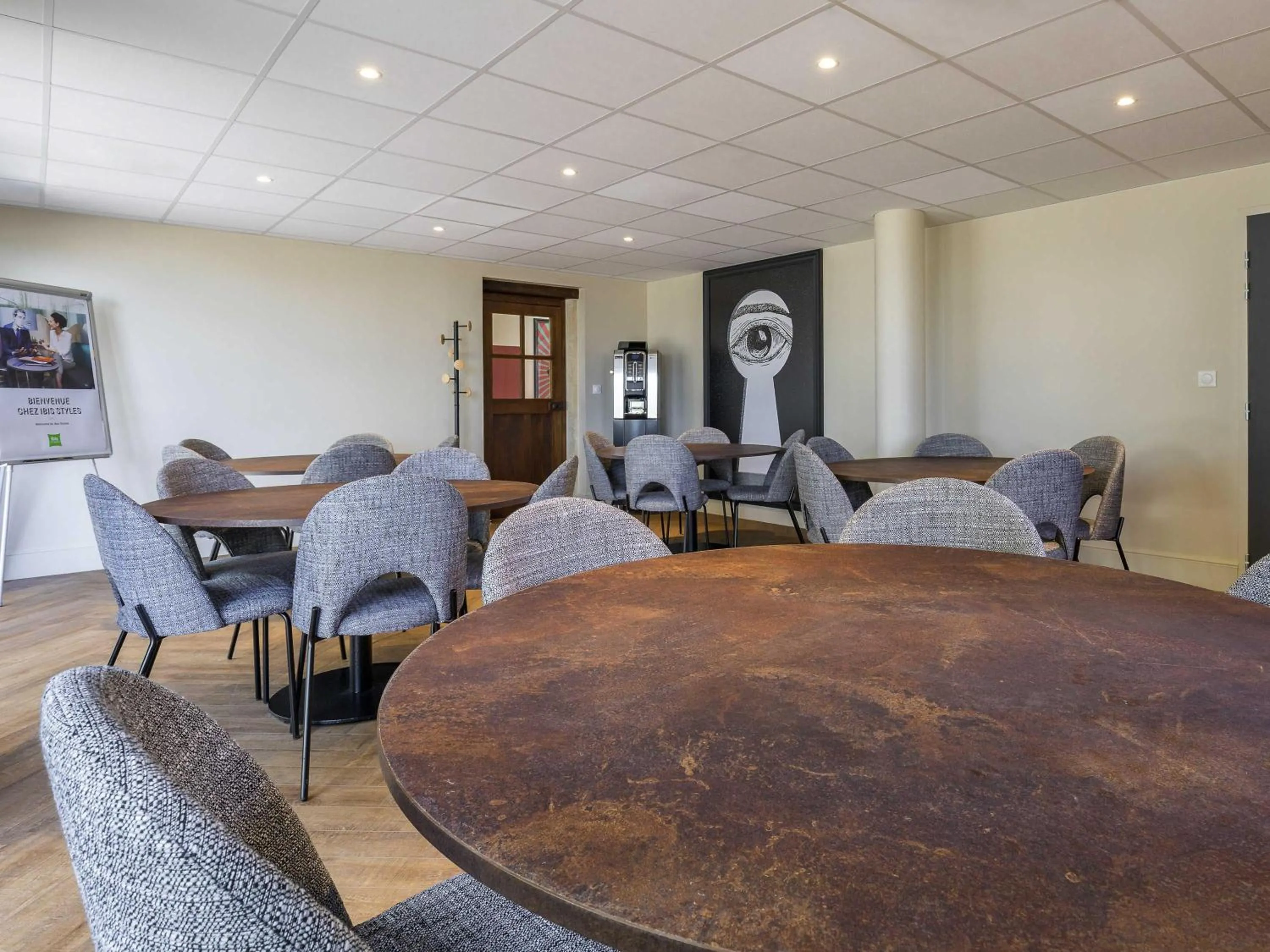 Meeting/conference room in ibis Styles Dijon Sud Domaine De Beauregard 21600 Longvic