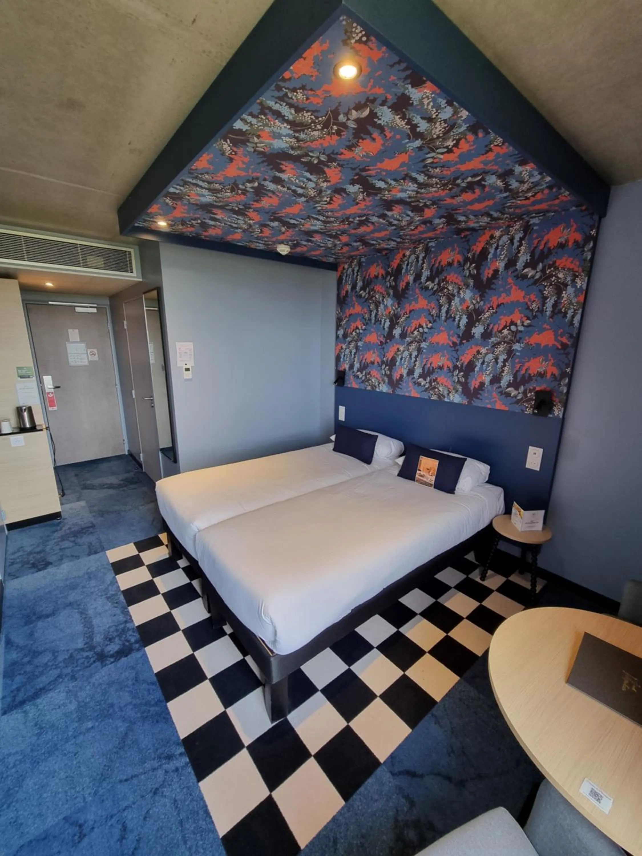 Photo of the whole room, Bed in ibis Styles Dijon Sud Domaine De Beauregard 21600 Longvic