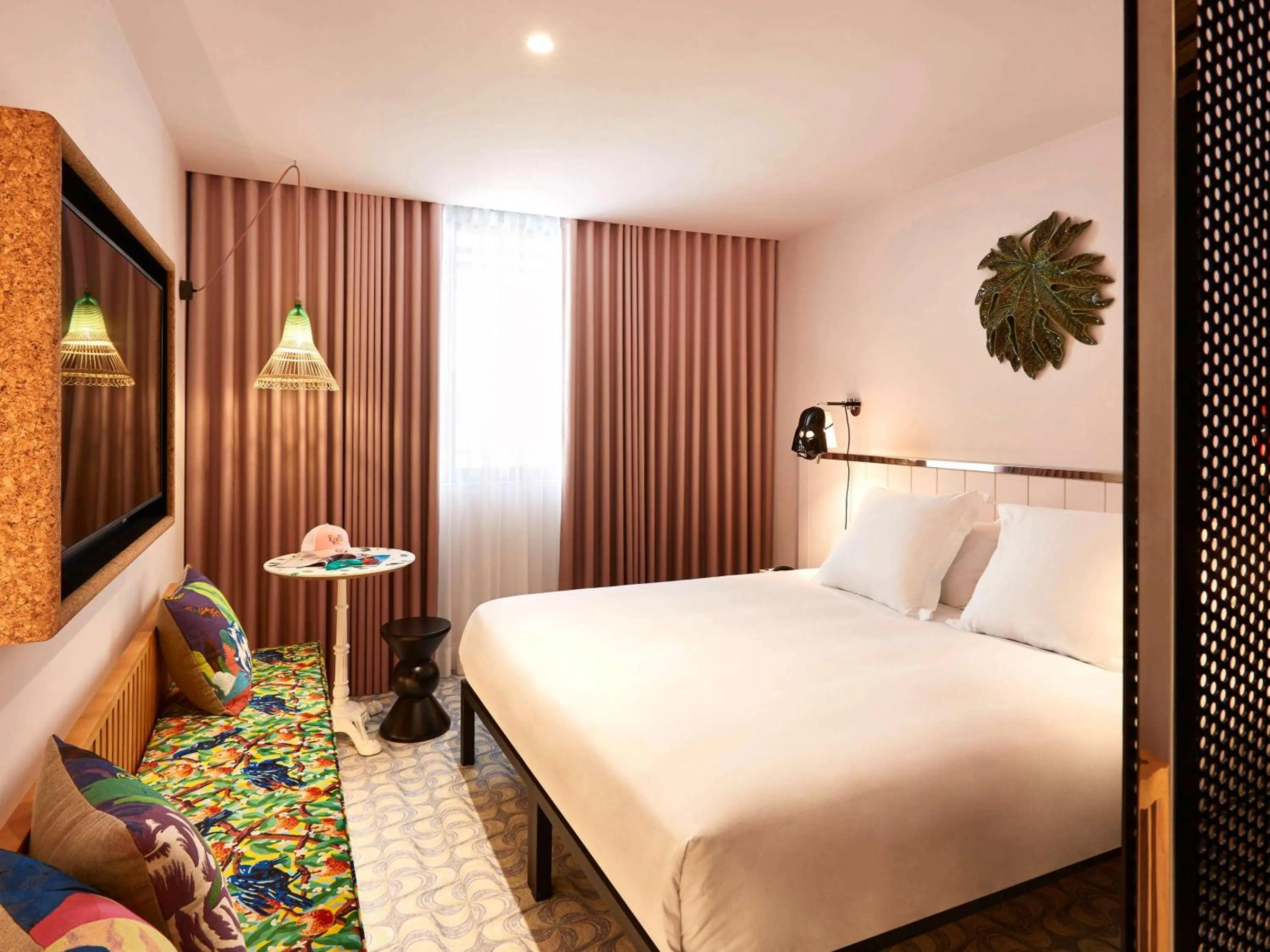 Bed in Mama Shelter Lisboa