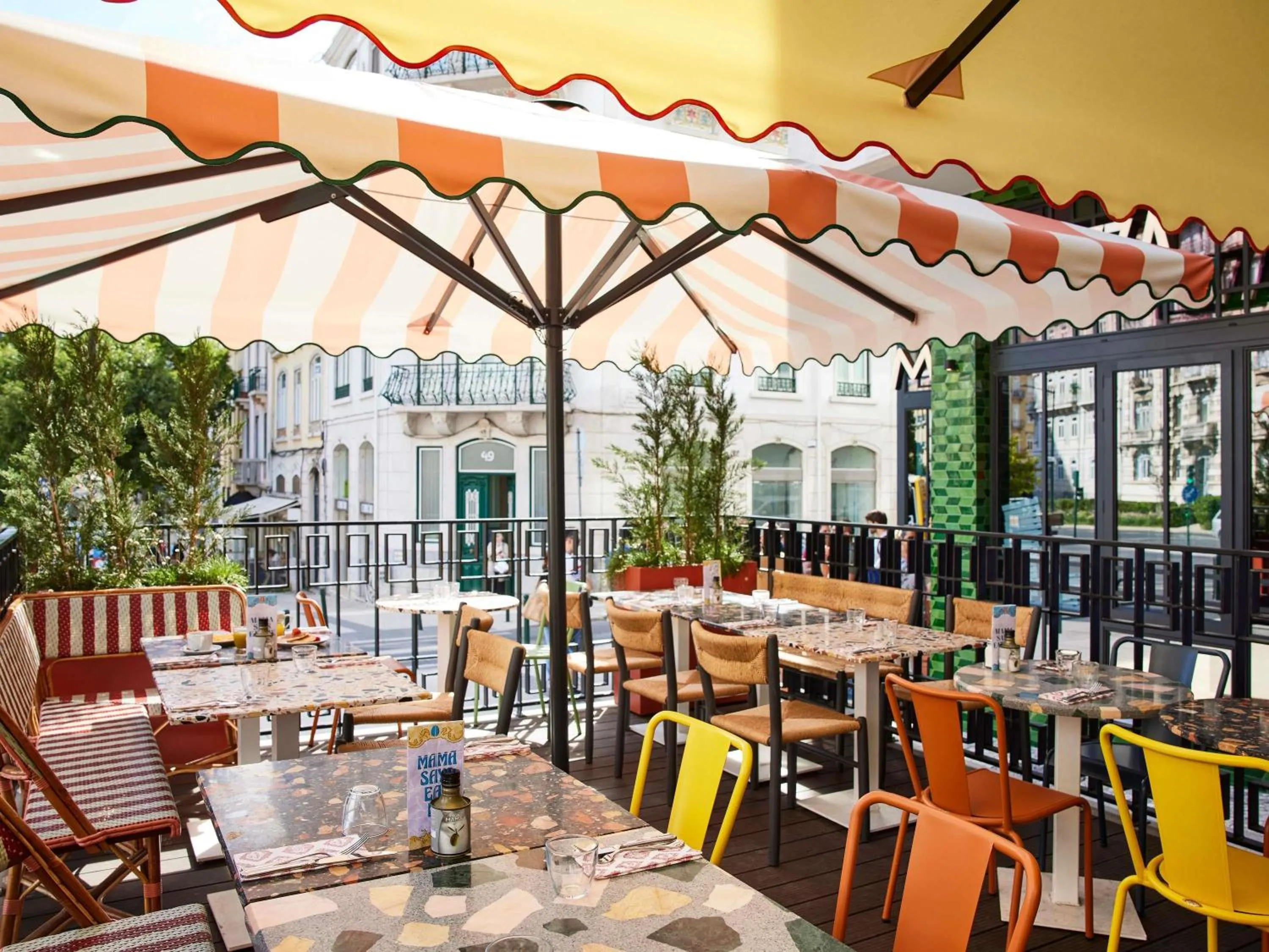 Lounge or bar in Mama Shelter Lisboa