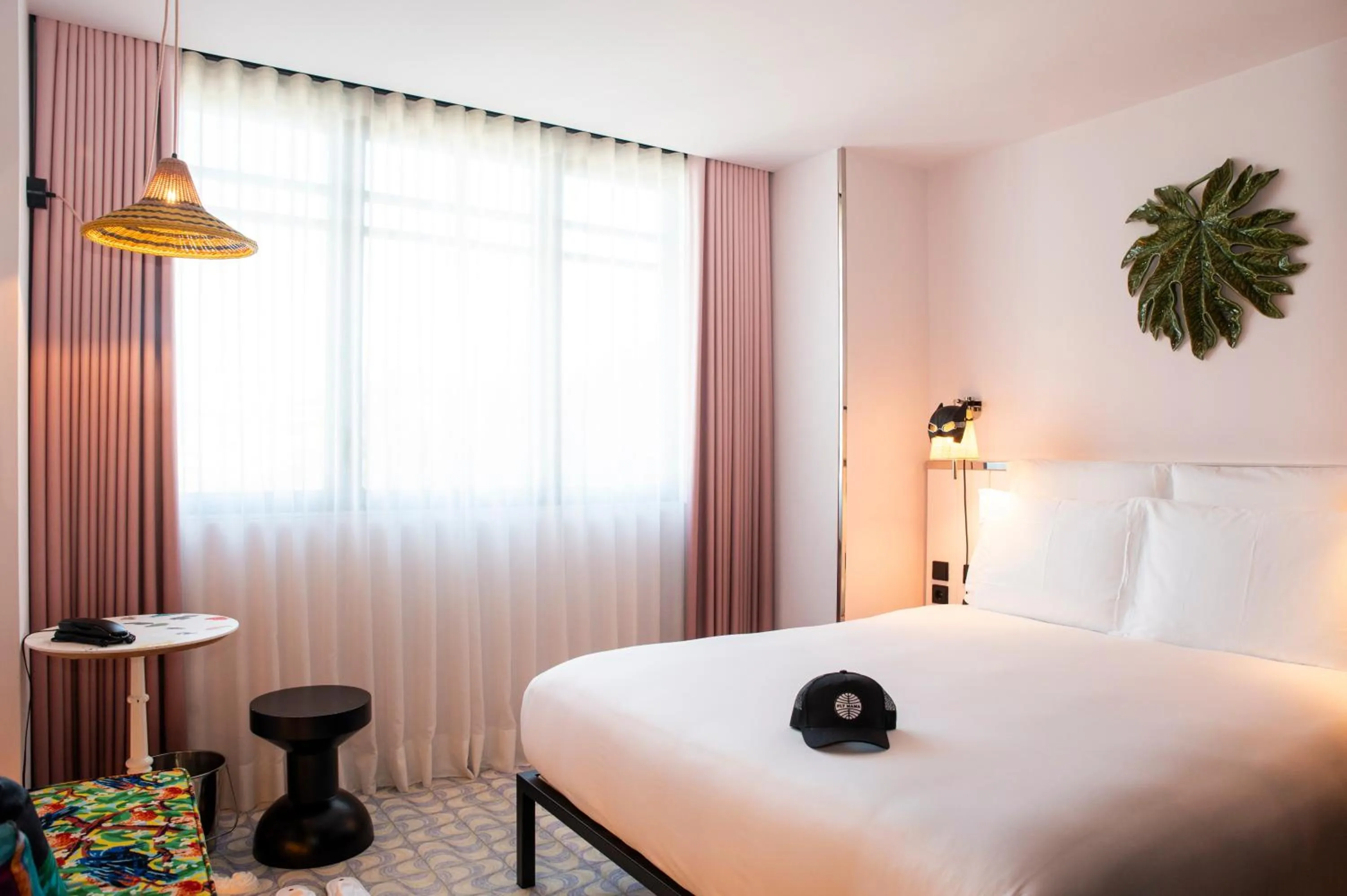 Bed in Mama Shelter Lisboa