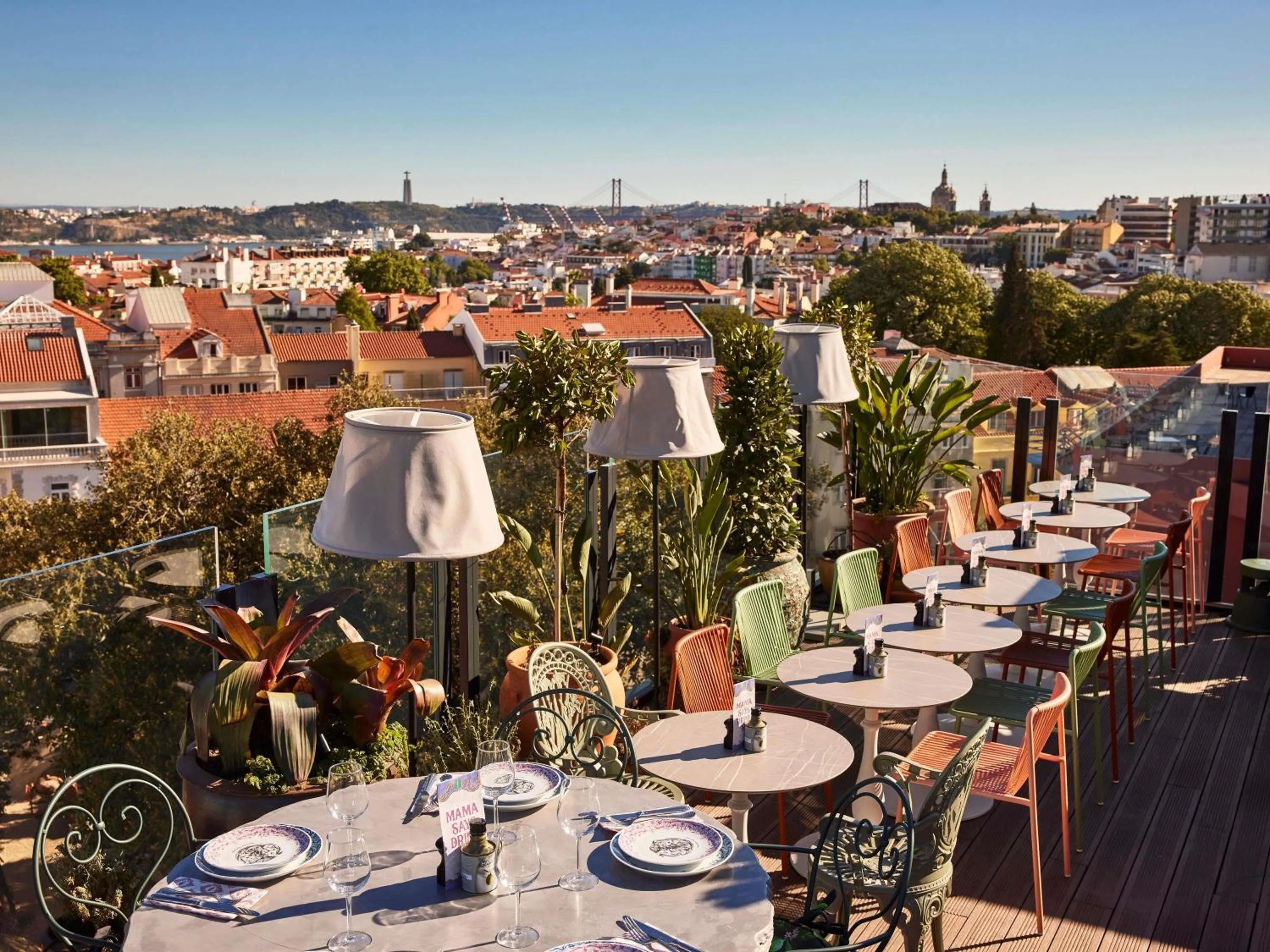 Restaurant/places to eat in Mama Shelter Lisboa