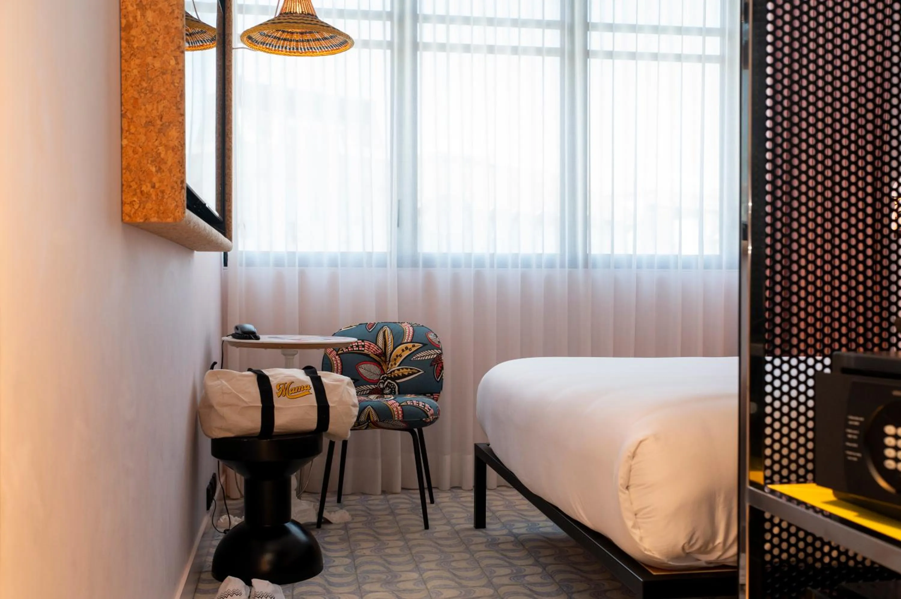 Bed in Mama Shelter Lisboa