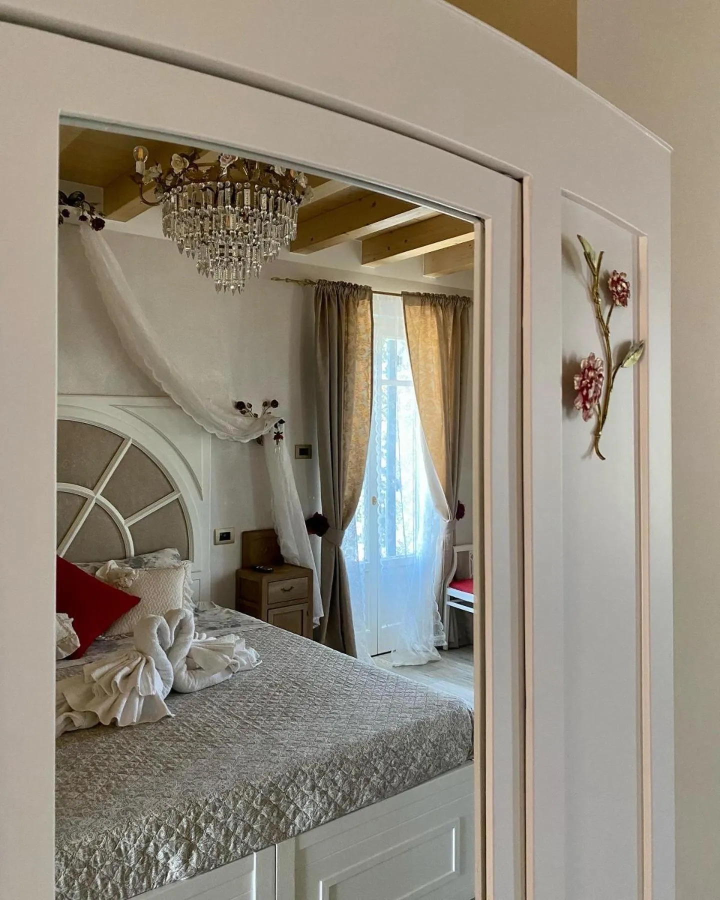 Photo of the whole room, Bed in ROSETO HOLIDAYS AZZURRO