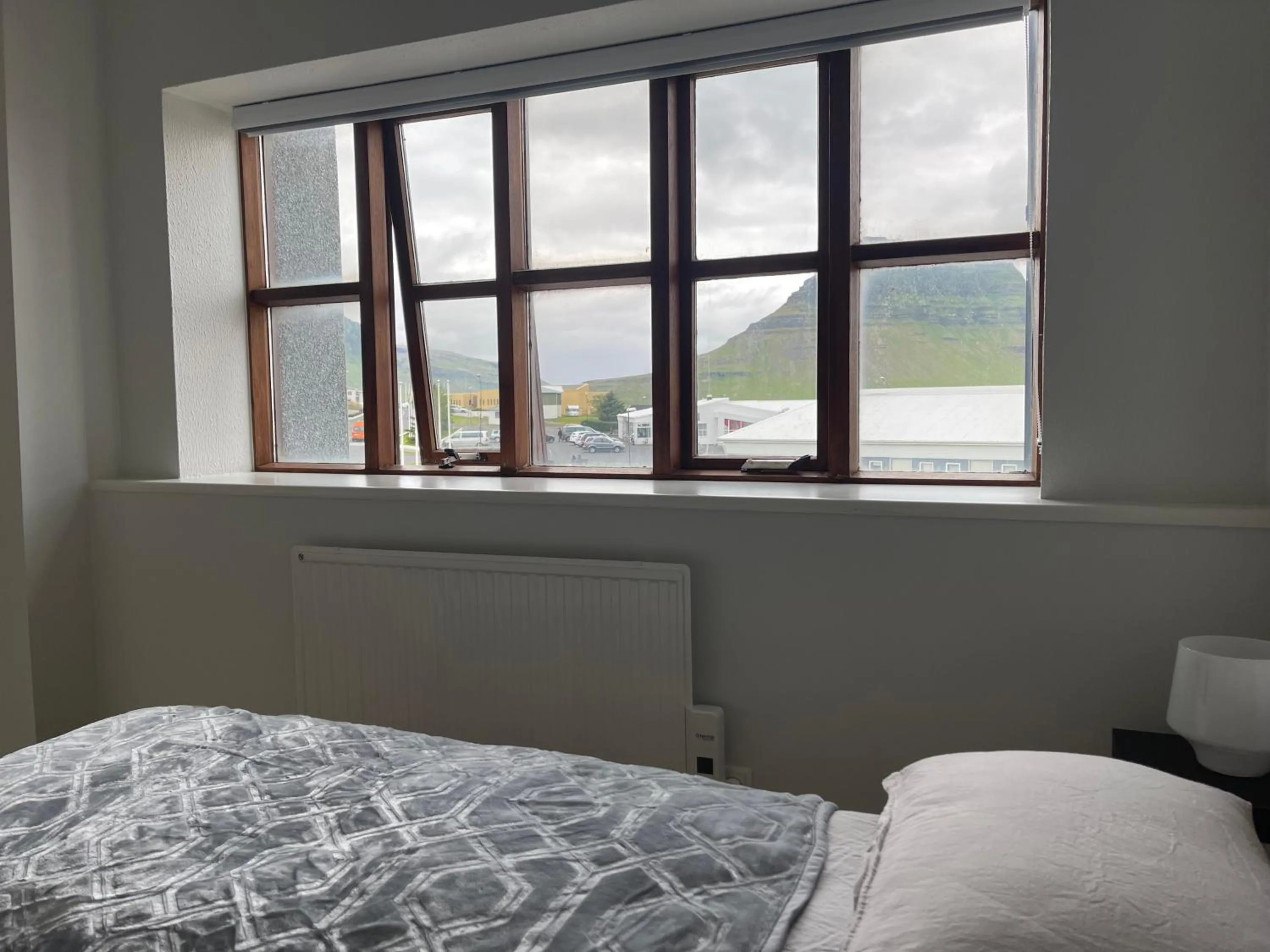 View (from property/room), Bed in Helgrindur Guesthouse