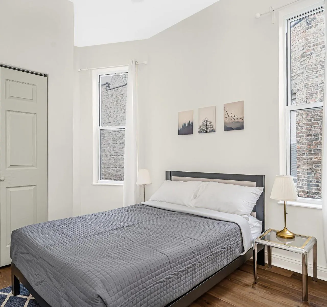 Bedroom, Bed in Spacious 5-BR Apt next to transit Free Parking