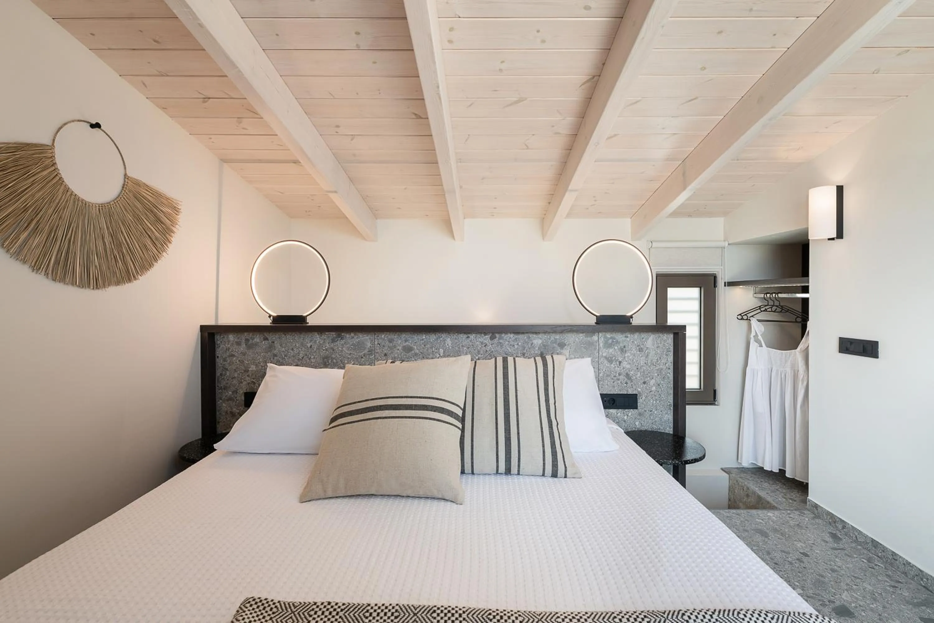 Photo of the whole room, Bed in Casa Nostos