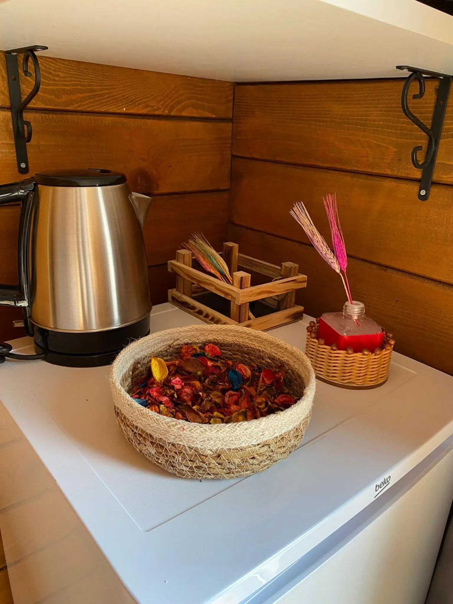 Coffee/tea facilities in Oce Bungalow