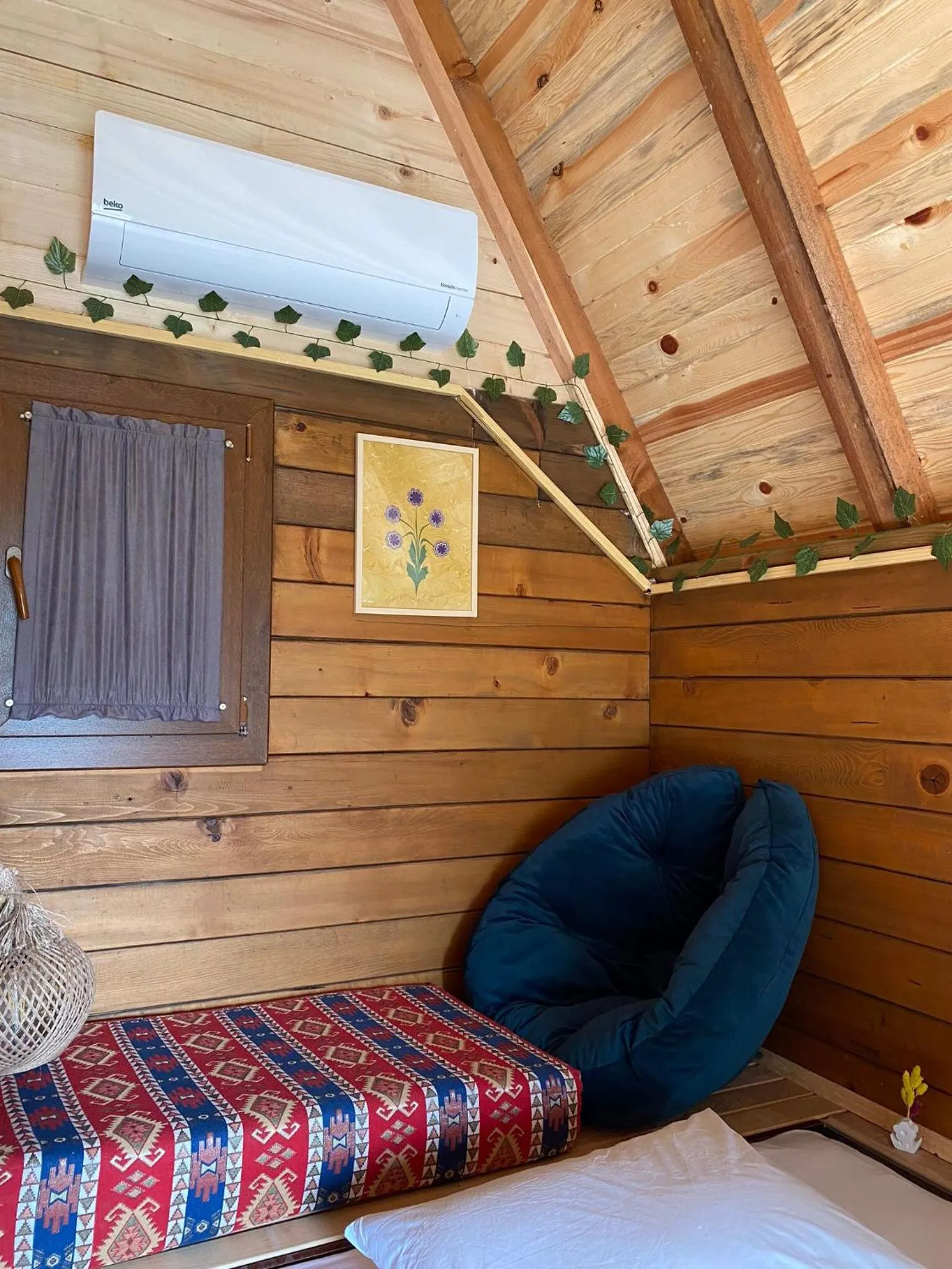 Seating area in Oce Bungalow