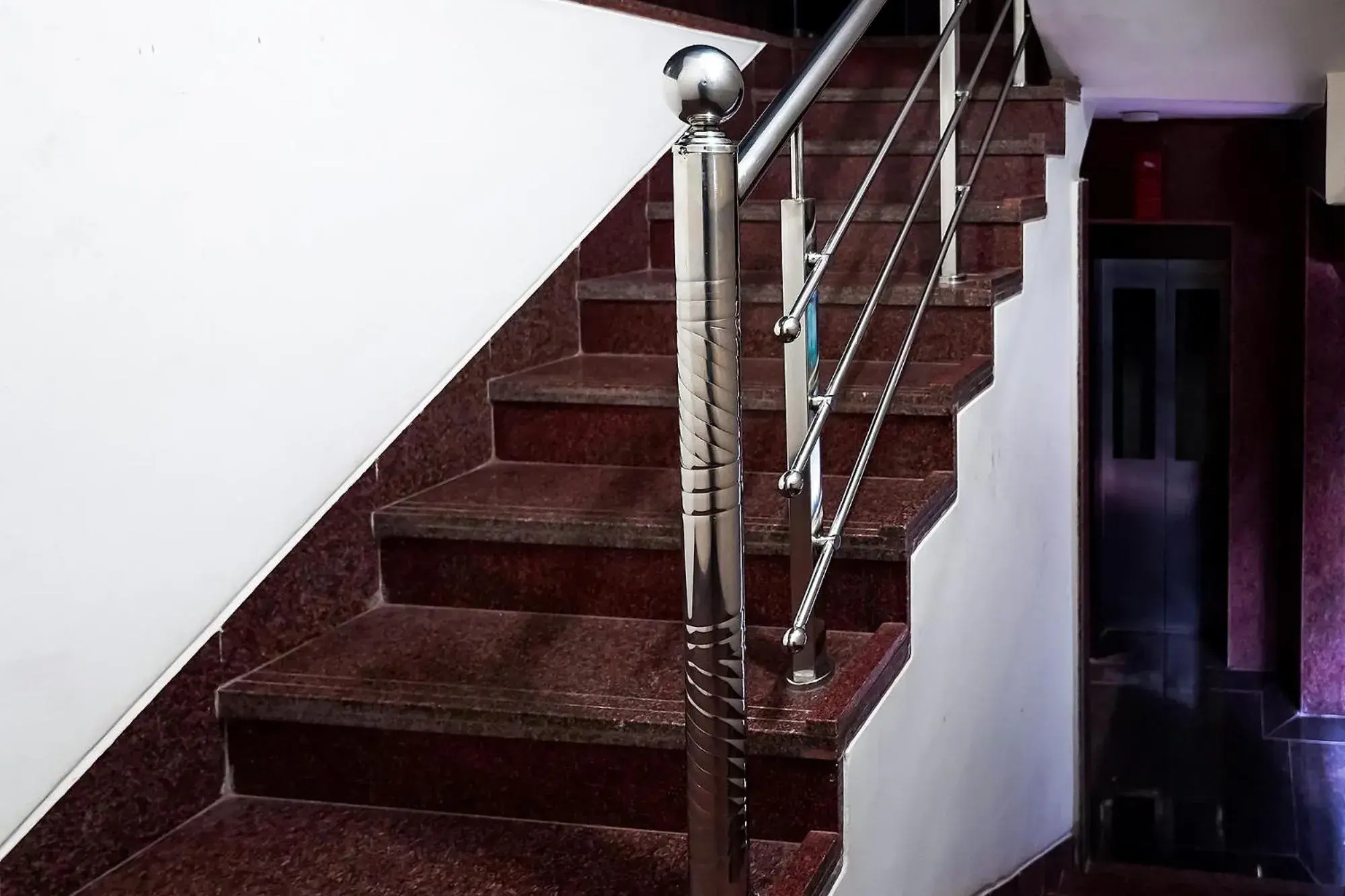 Lobby or reception in FabHotel Eros 211 - Nr Sreebhumi Lobby or reception in FabHotel Eros 211 - Nr Sreebhumi