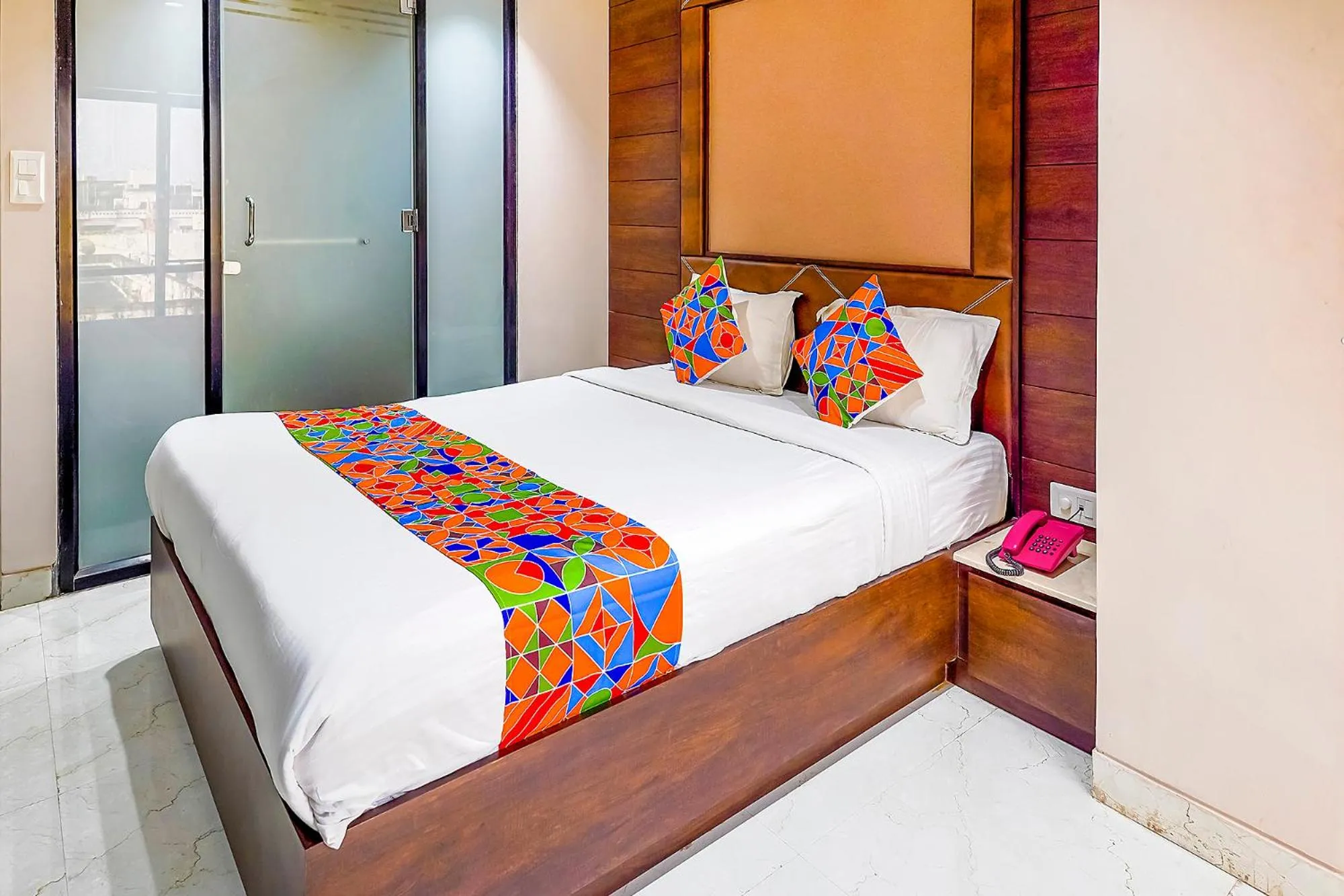 Bed in FabHotel Eros 211 - Nr Sreebhumi