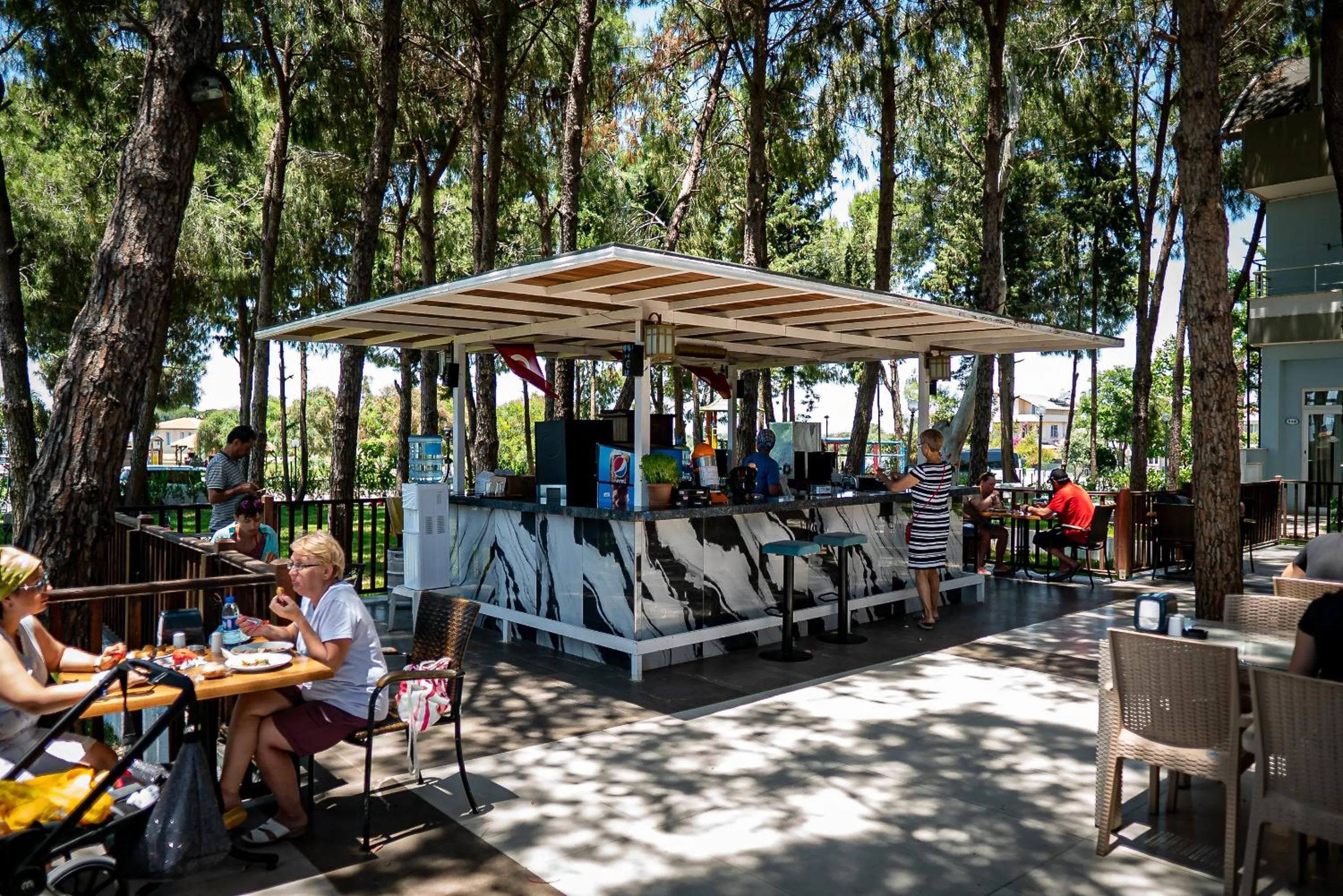 Patio in Prenses Sealine Beach Hotel