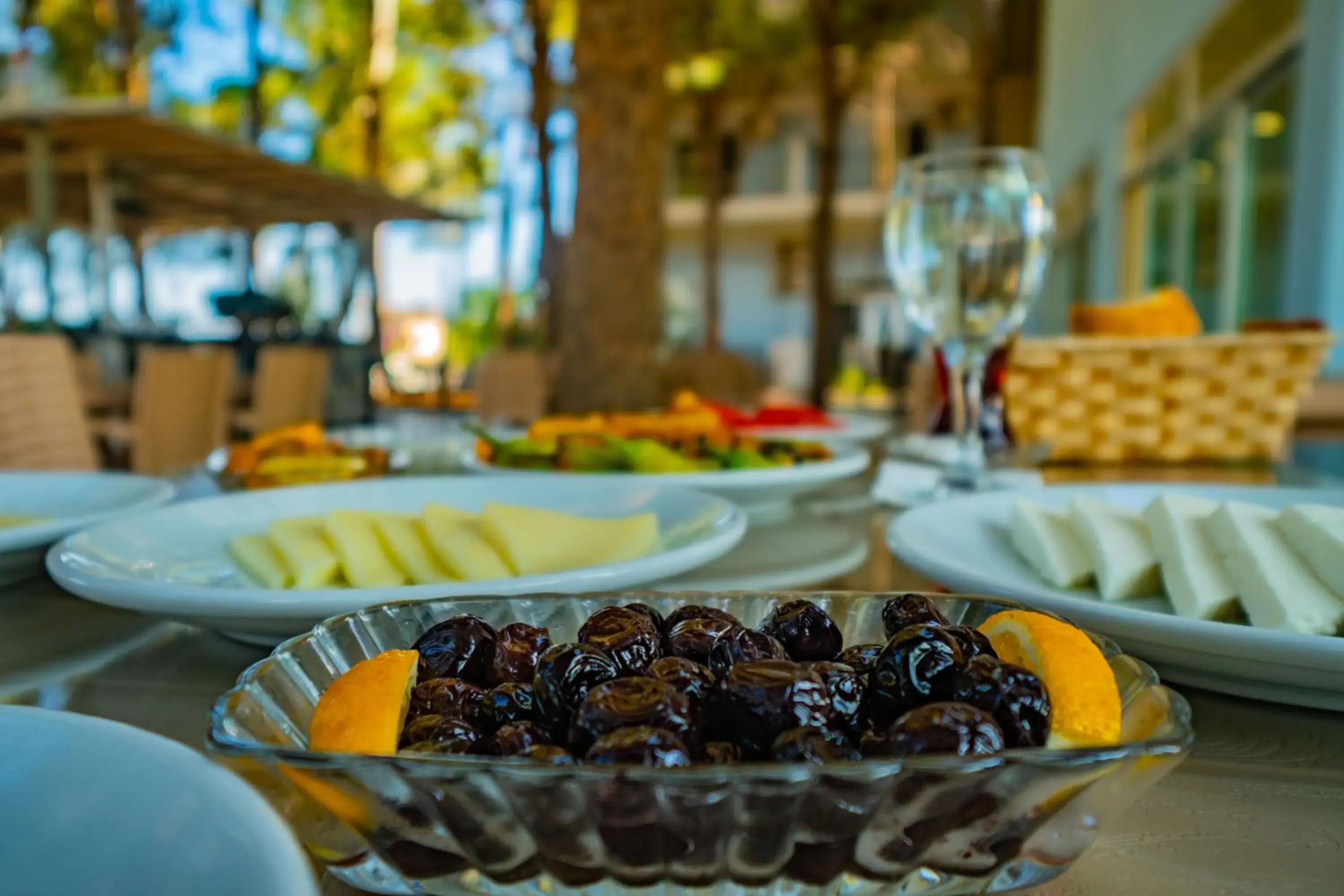 Food and drinks in Prenses Sealine Beach Hotel Food and drinks in Prenses Sealine Beach Hotel