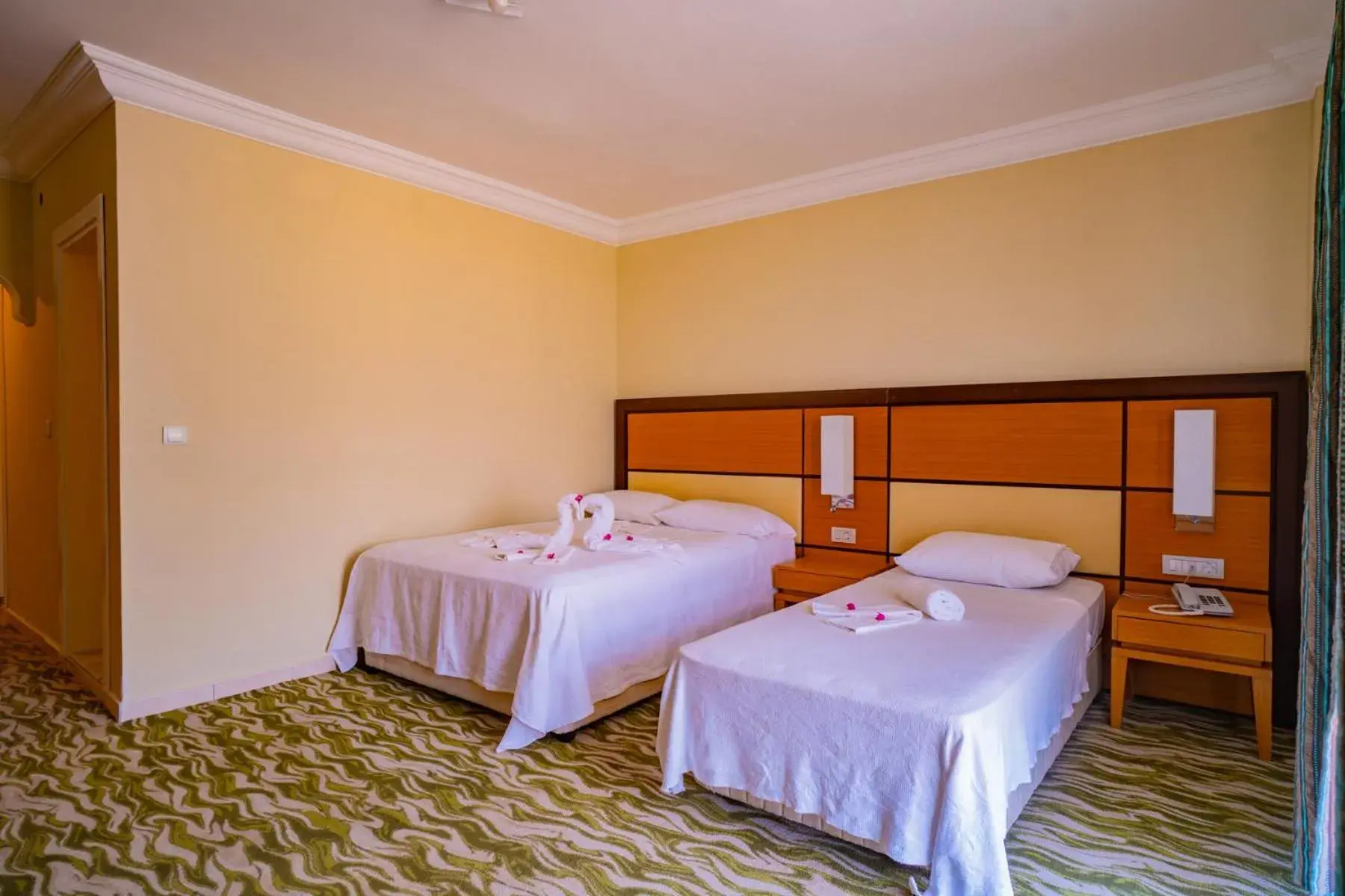 Bed in Prenses Sealine Beach Hotel Bed in Prenses Sealine Beach Hotel