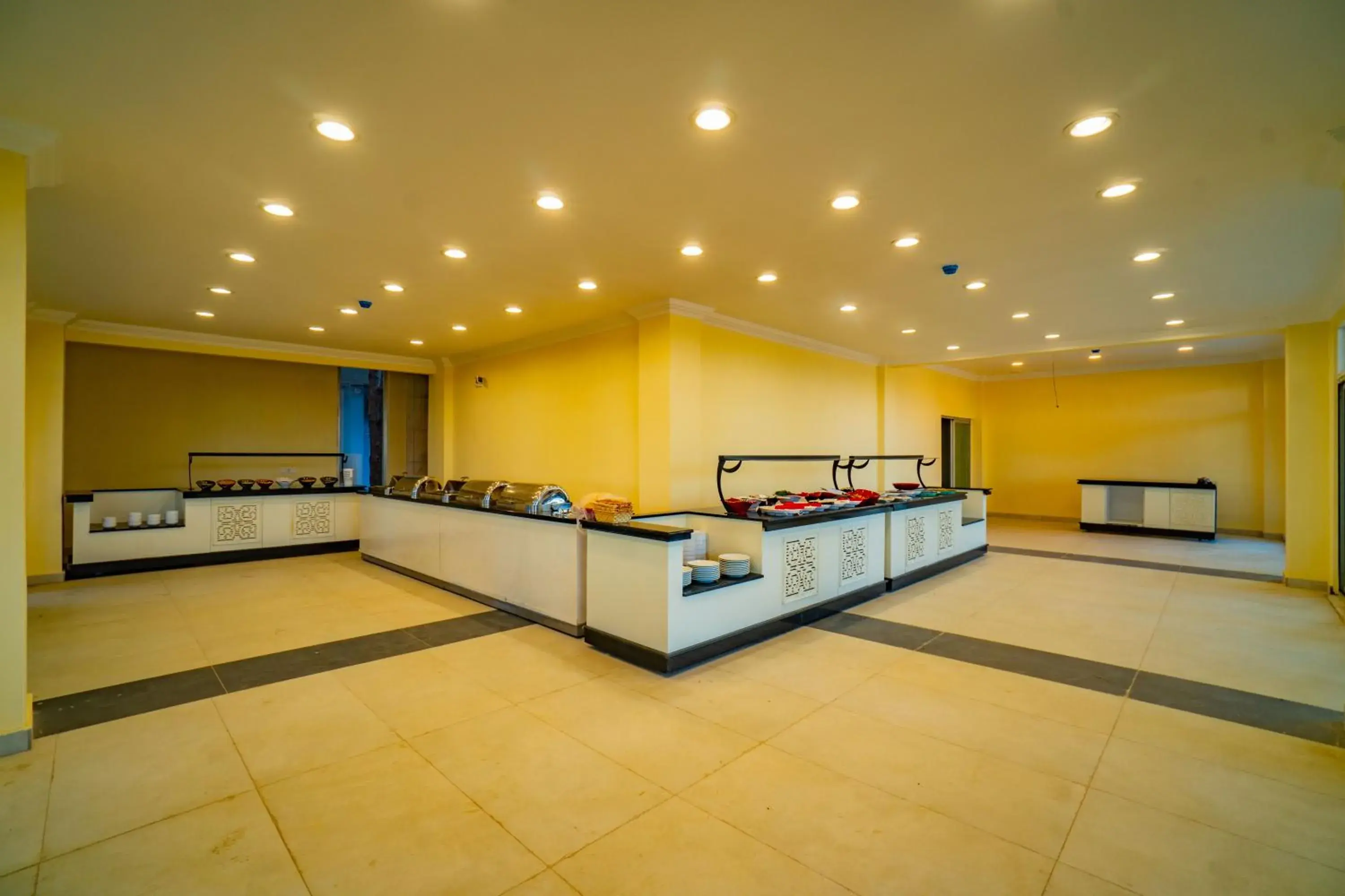 Restaurant/places to eat in Prenses Sealine Beach Hotel Restaurant/places to eat in Prenses Sealine Beach Hotel