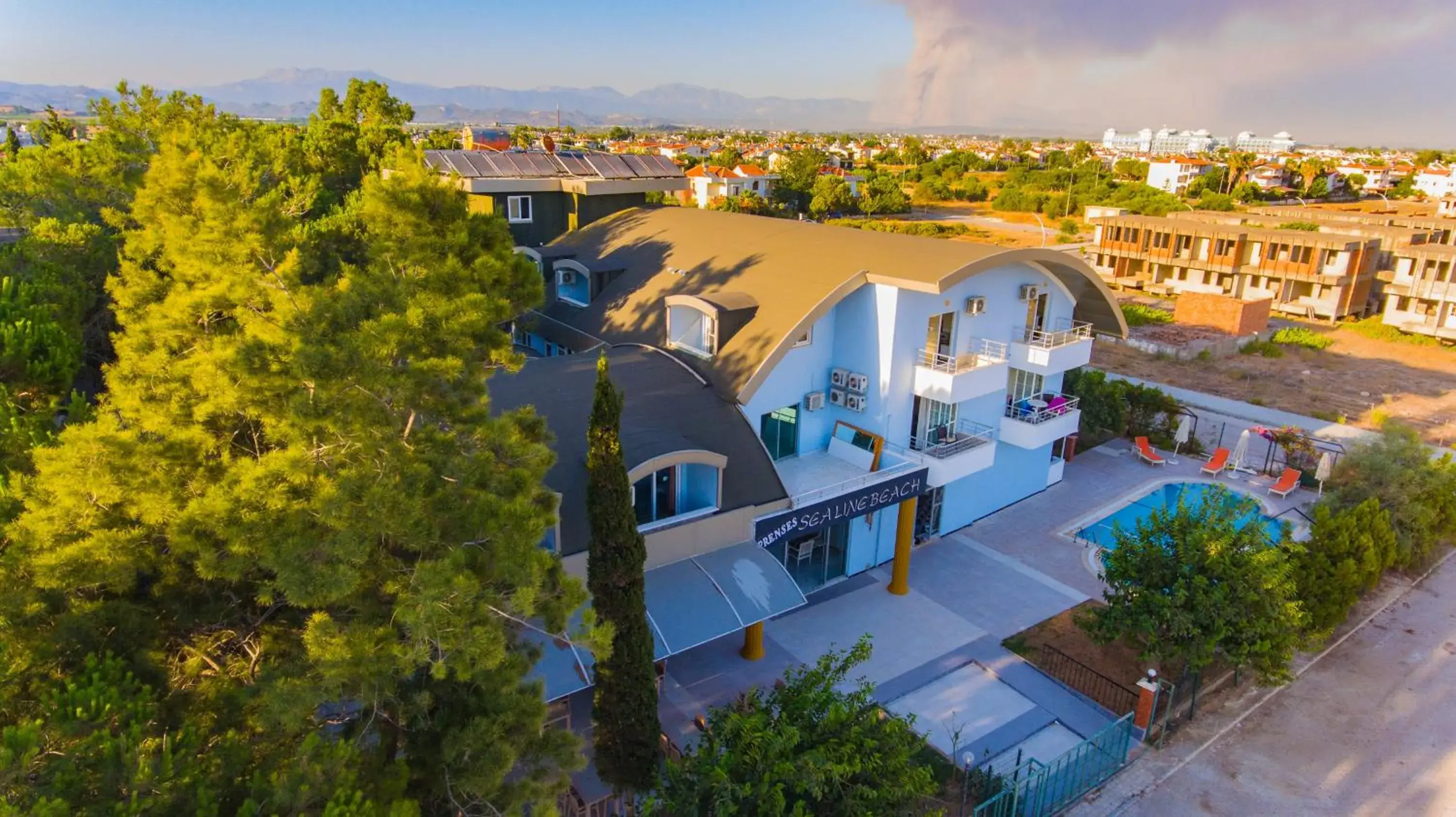 Property building in Prenses Sealine Beach Hotel Property building in Prenses Sealine Beach Hotel