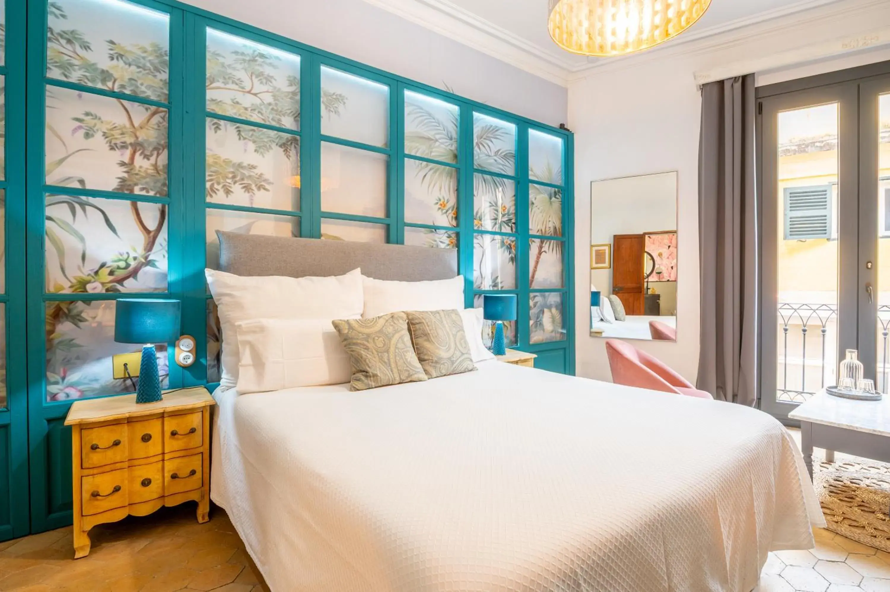 Suite - single occupancy in Dog Admiral - Urban Guest House Suite - single occupancy in Dog Admiral - Urban Guest House