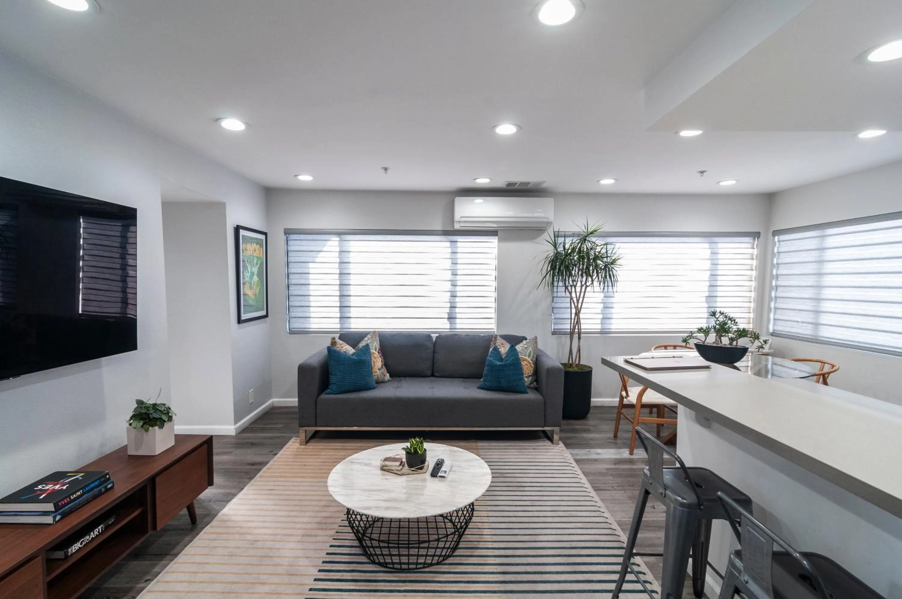 50 M to Sand LGB 2 King Suites